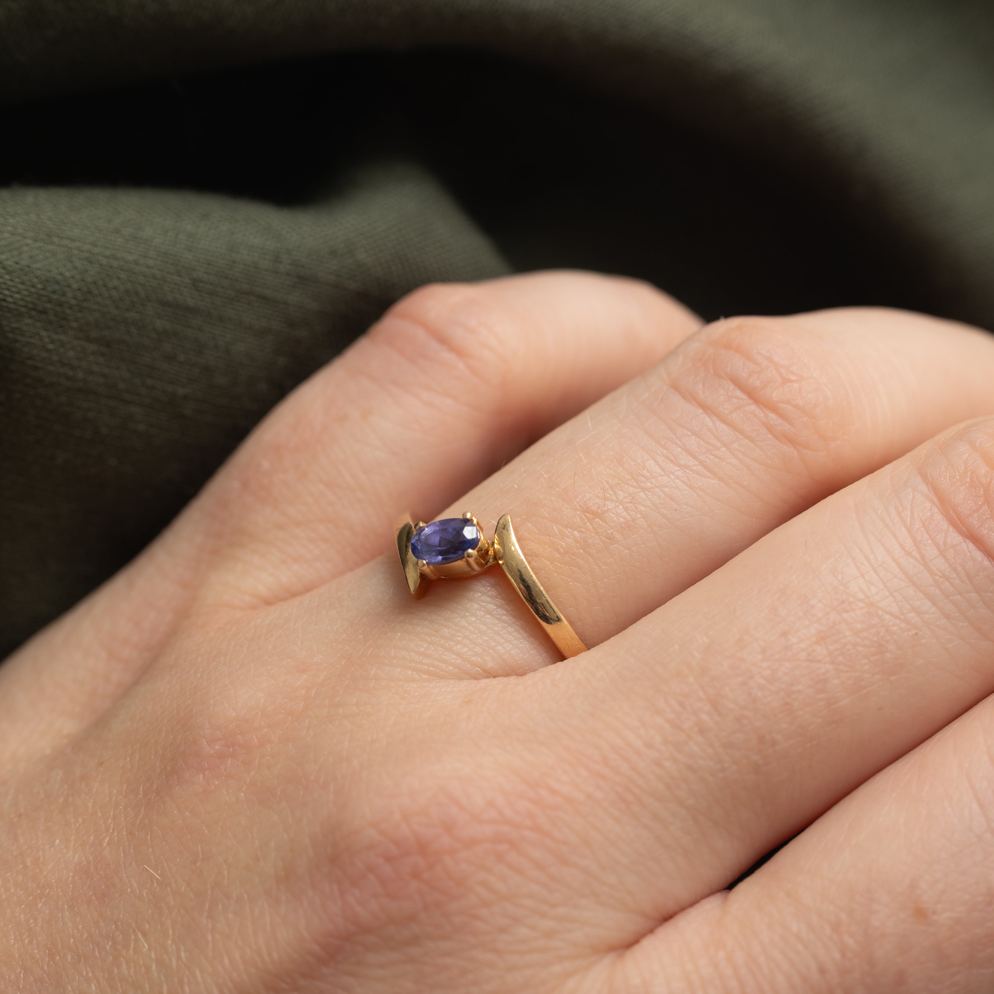 Oval Cut Tanzanite Bypass Ring | 0.22ct | SZ 7.75