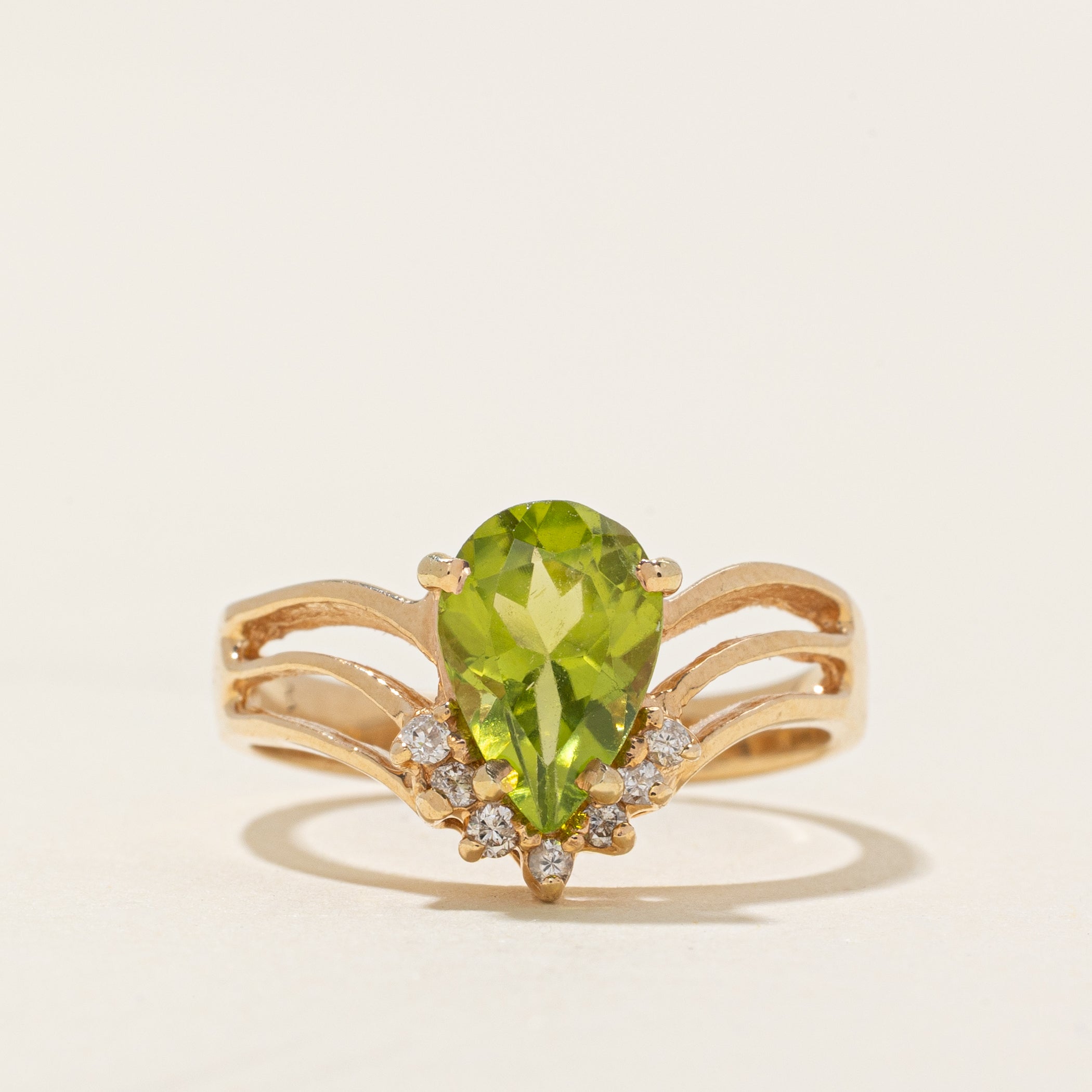 Pear Cut Peridot & Diamond Accented Chevron Ring | 1.50ct, 0.07ctw | SZ 5.75