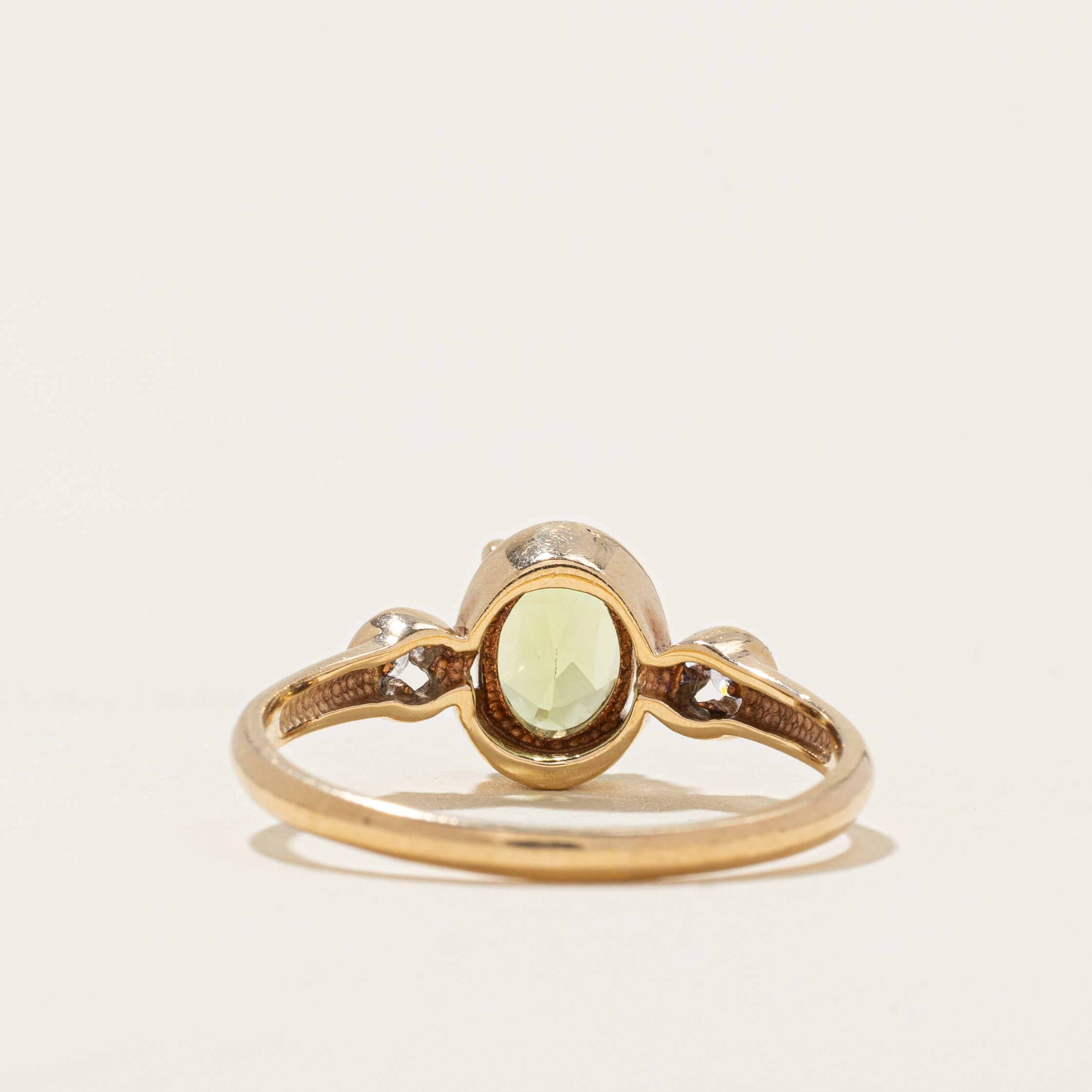 Oval Cut Peridot & Diamond Accented Ring | 0.90ct, 0.04ctw | SZ 7.25