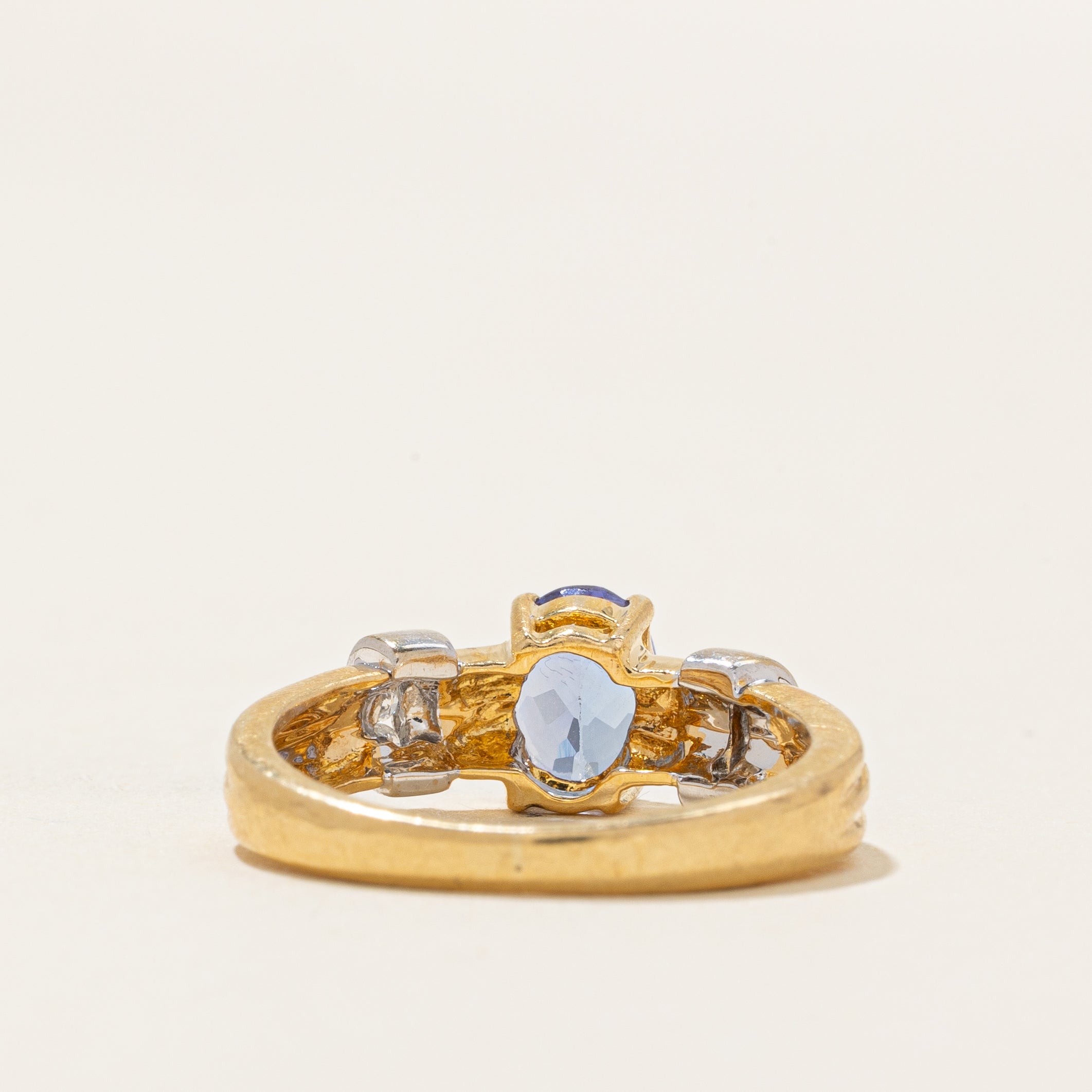 18k Oval Cut Tanzanite & Diamond Accented Ring | 0.83ct | SZ 5.25