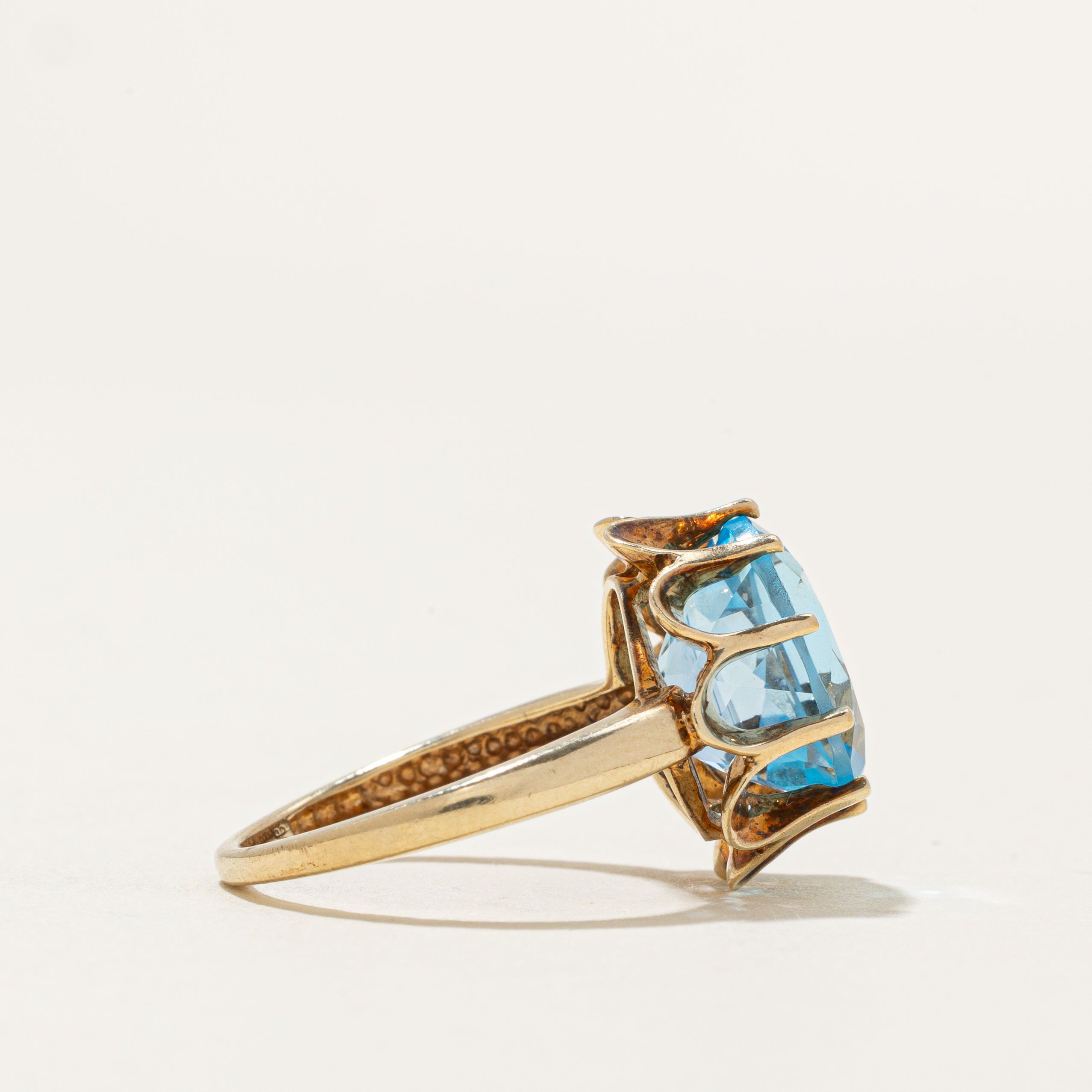 Belcher Set Blue Topaz Cocktail Ring | 7.00ct | SZ 6.5