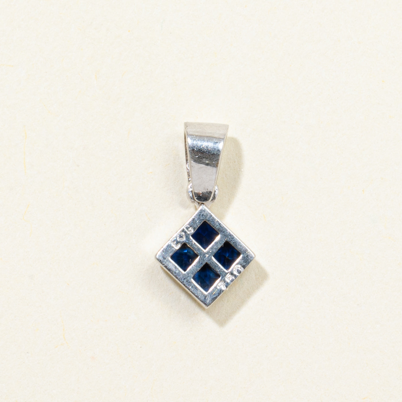 18k White Gold Square Sapphire Cluster Pendant | 0.28ctw