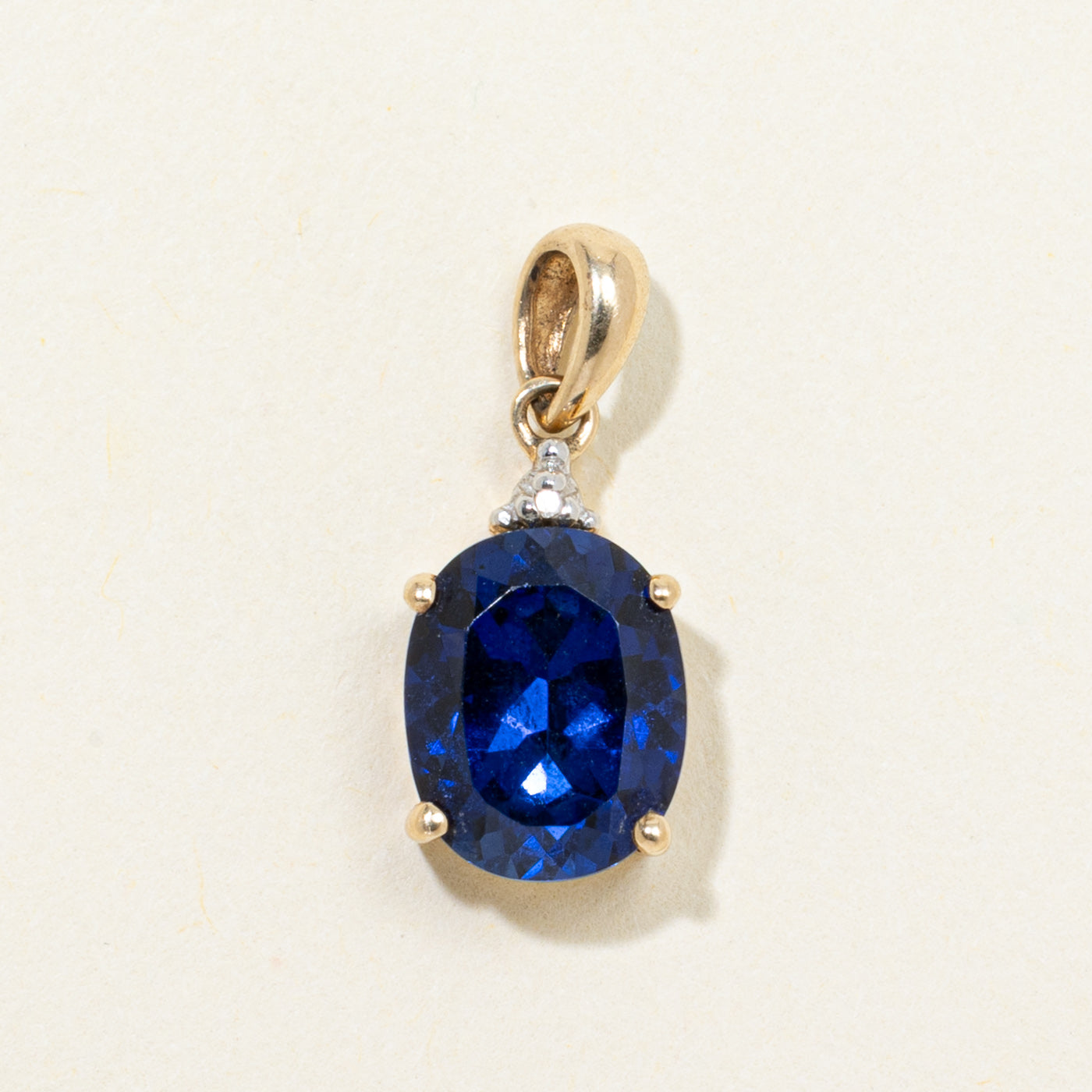 Oval Cut Synthetic Sapphire & Diamond Pendant | 2.75ct, 0.001ct