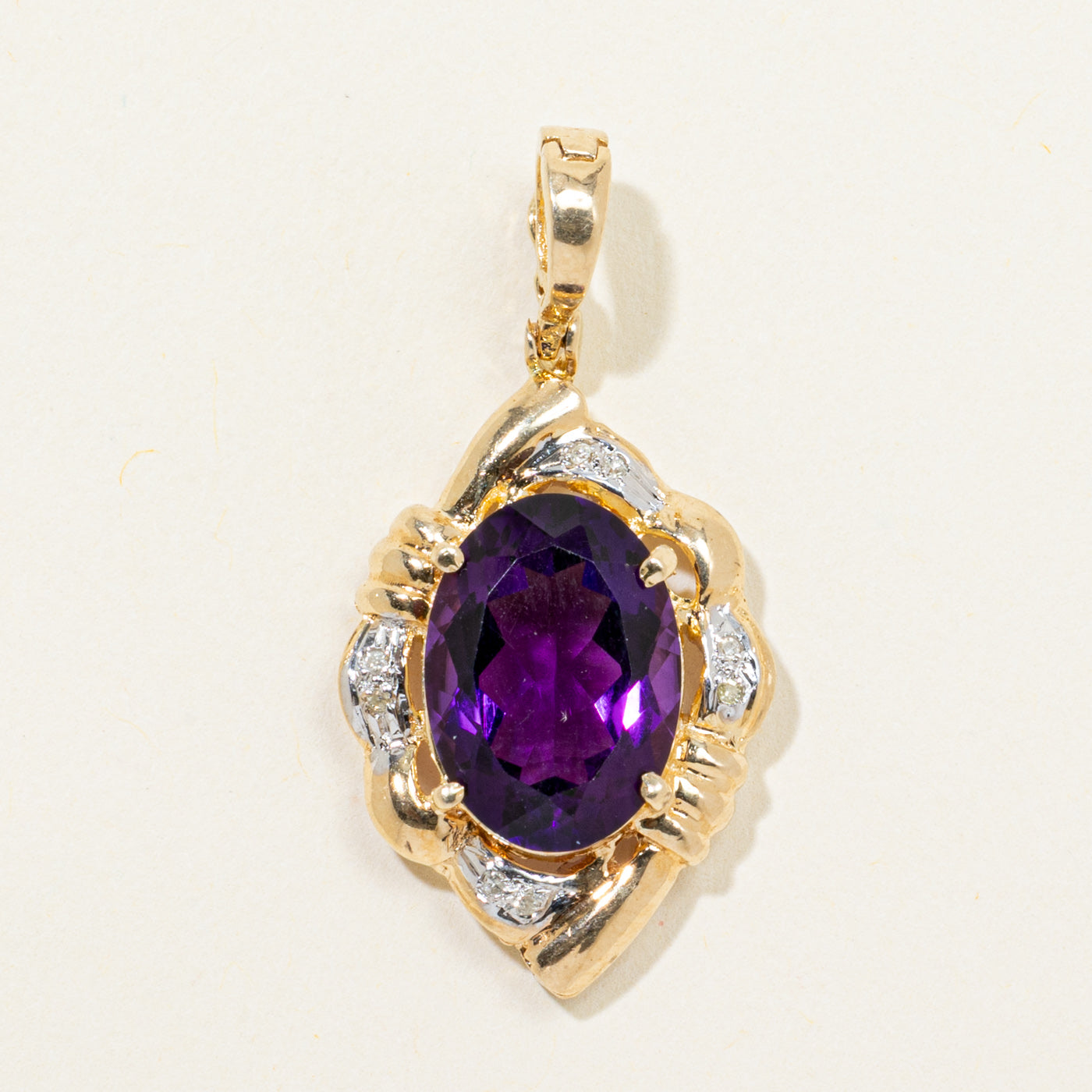 Synthetic Sapphire & Diamond Grooved Pendant | 6.25ct, 0.02ctw