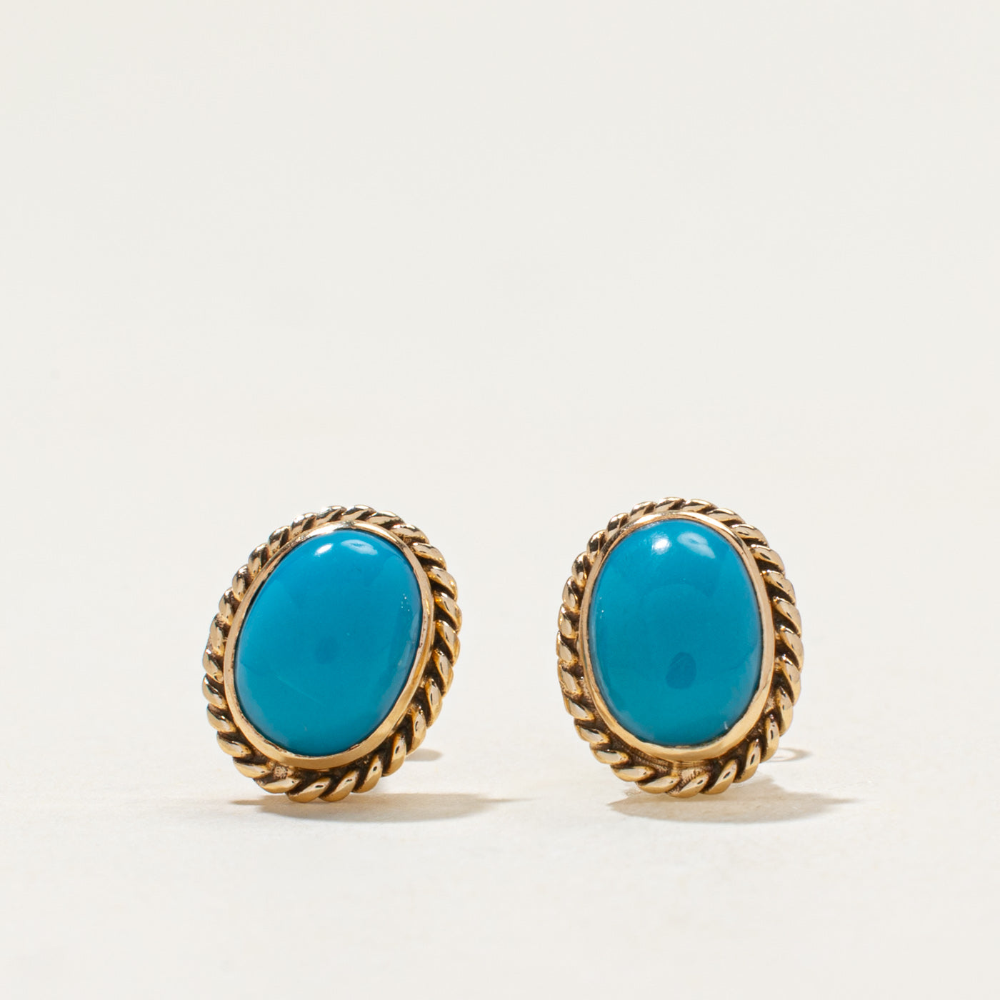 Boucles d'oreilles puces en turquoise 10 carats | 3,00 ct