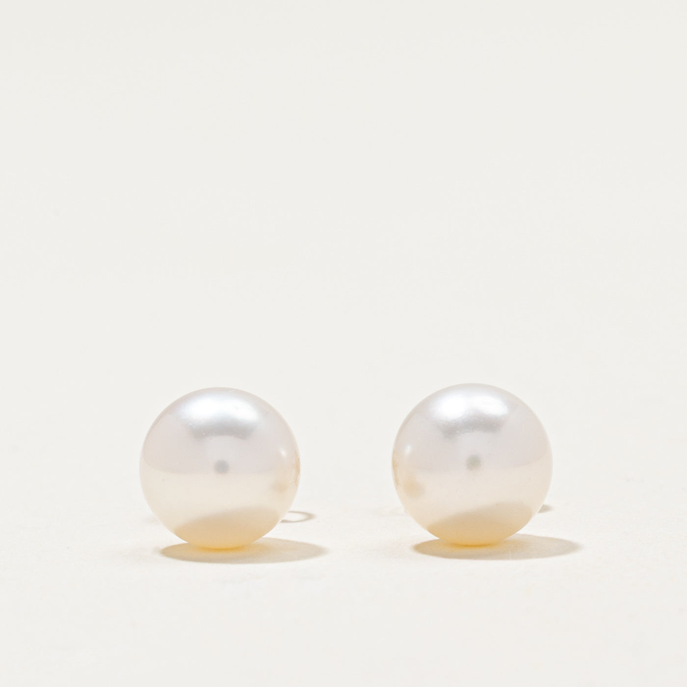 14k Pearl Stud Earrings