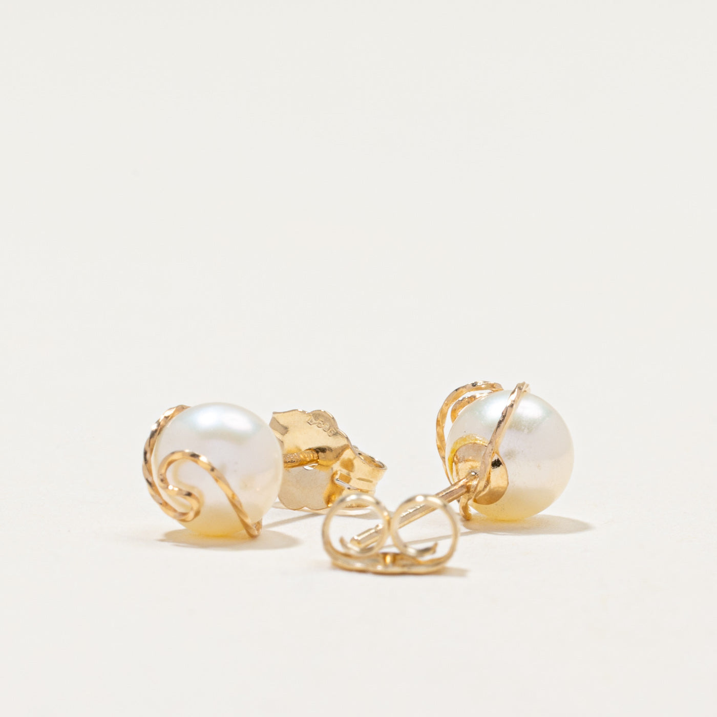 14k Pearl Stud Earrings