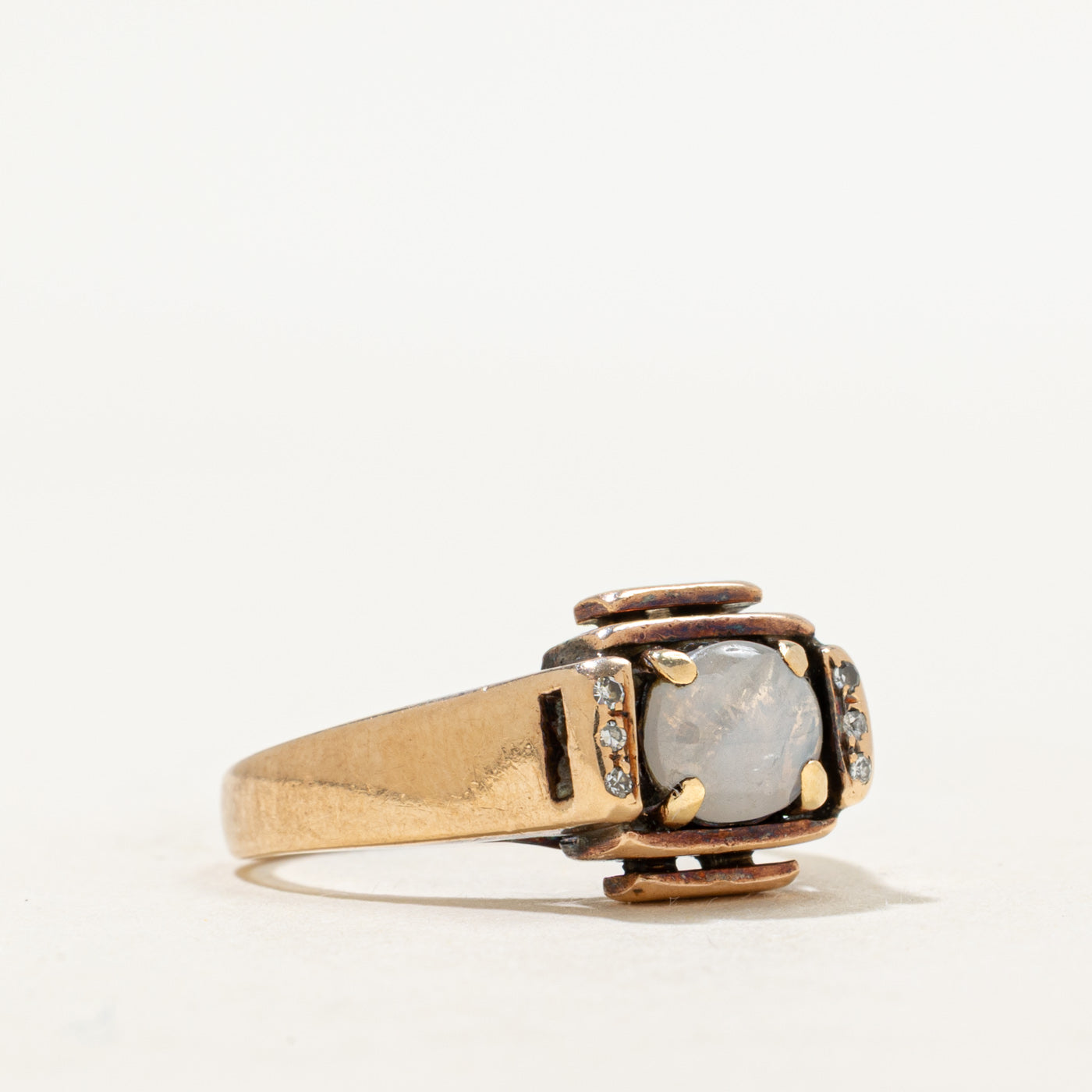 Cabochon Star Sapphire & Diamond Openwork Ring | 1.20ct, 0.03ctw | SZ 5.5