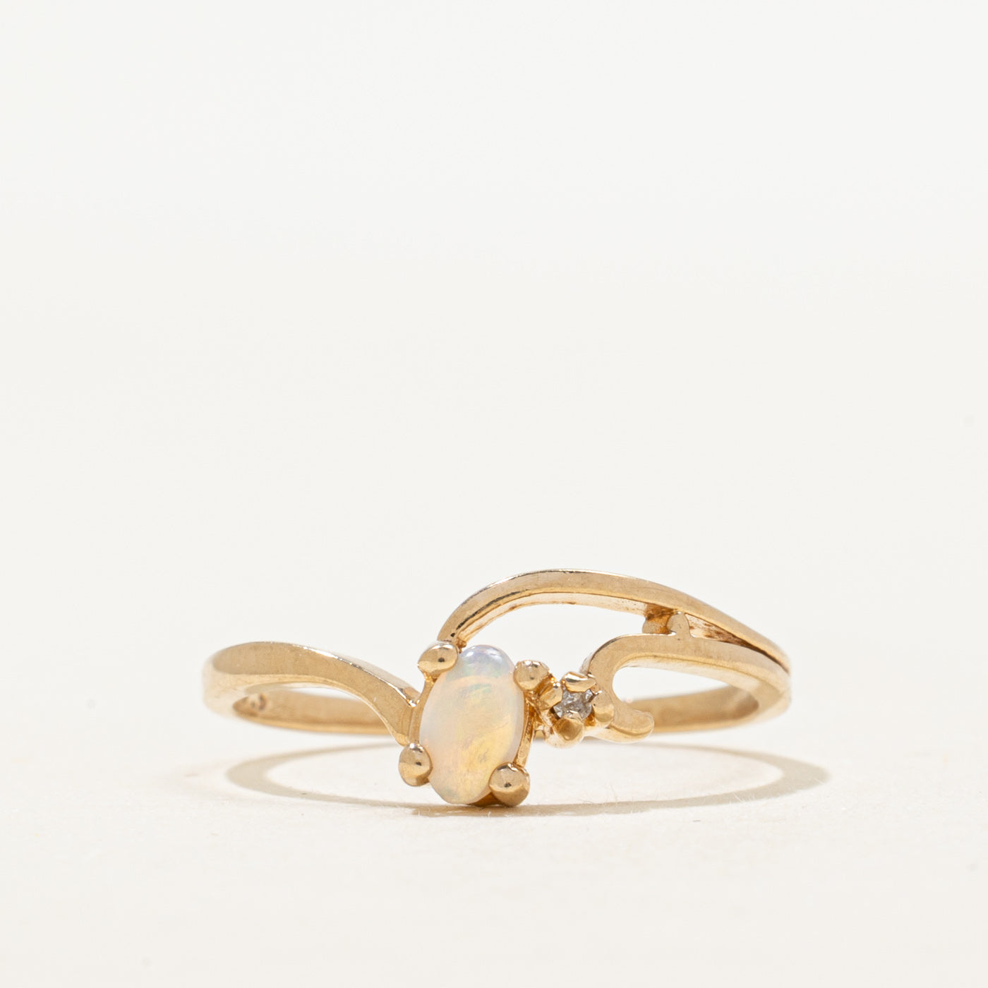 Cabochon Opal & Diamond Open Chevron Ring | 0.13ct, 0.01ct | SZ 6