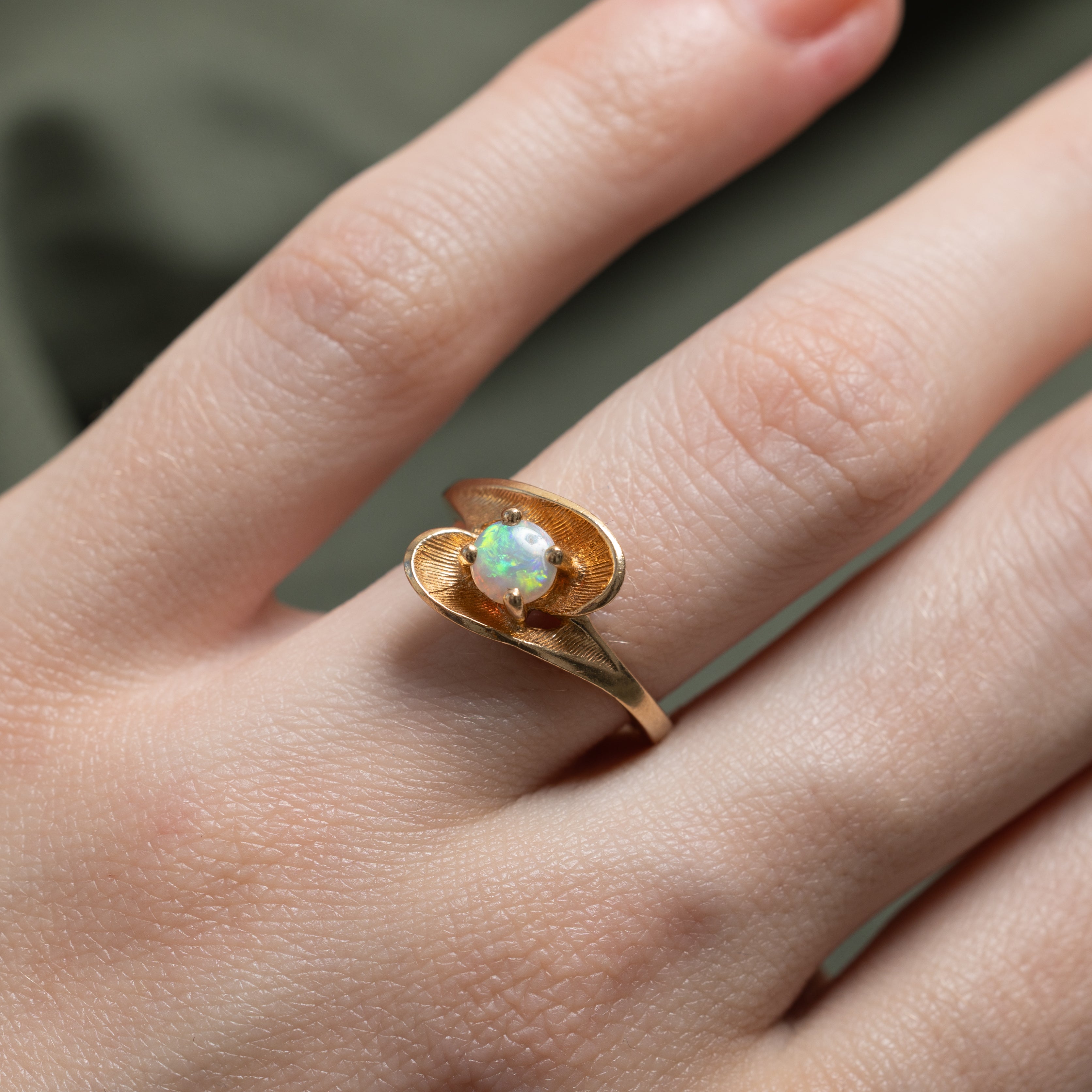 Cabochon Opal Abstract Ring | 0.26ct | SZ 5.25