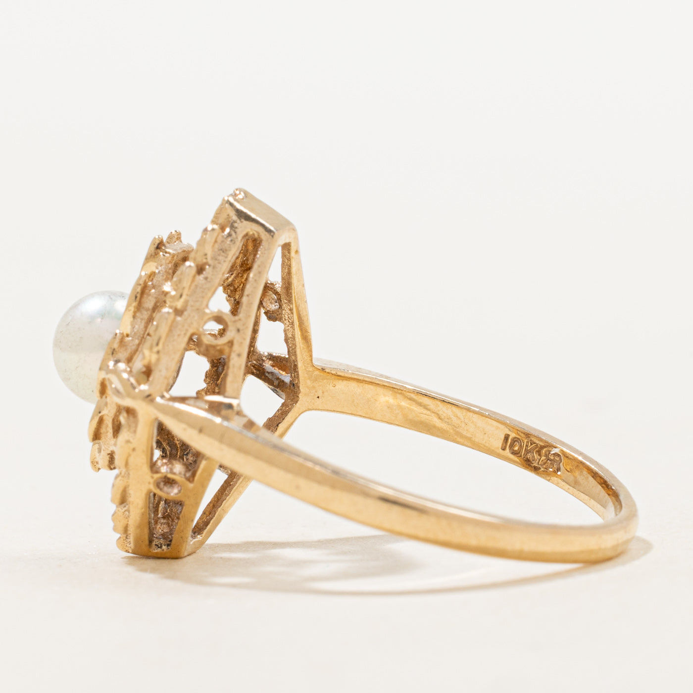 Pearl Textured Openwork Cocktail Ring | SZ 8.25 |