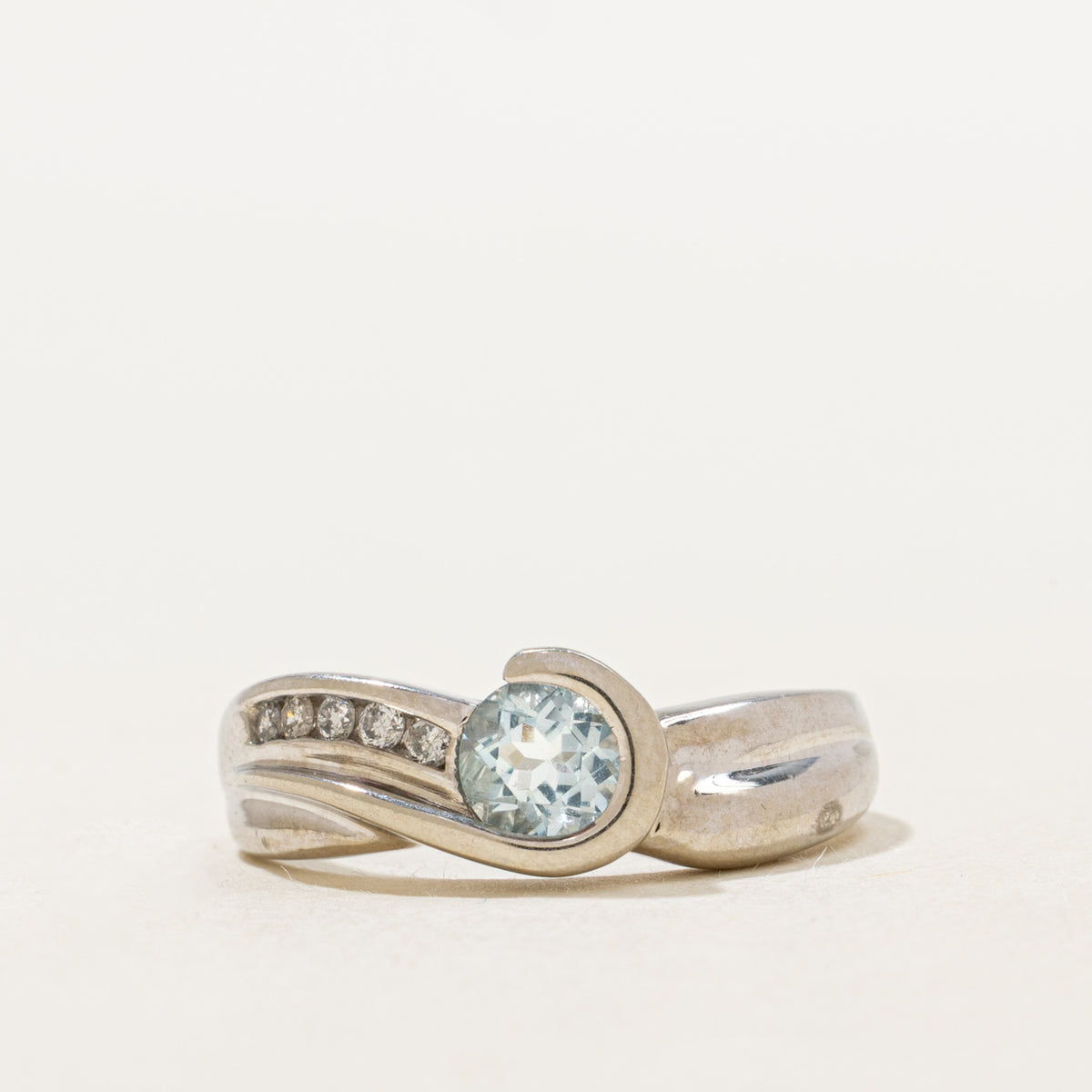 Semi Bezel Aquamarine & Diamond Crossover Ring | 0.44ct, 0.05ctw | SZ