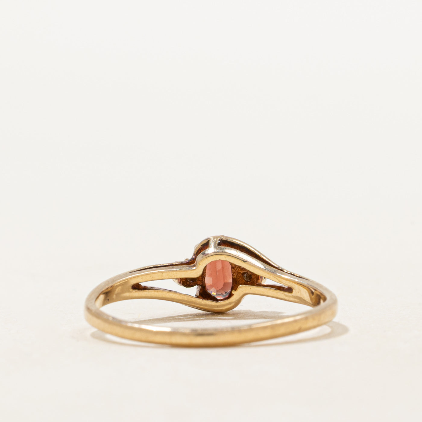 Garnet & Diamond Openwork Bypass Ring | 0.26ct, 0.01ctw | SZ 6.0 |