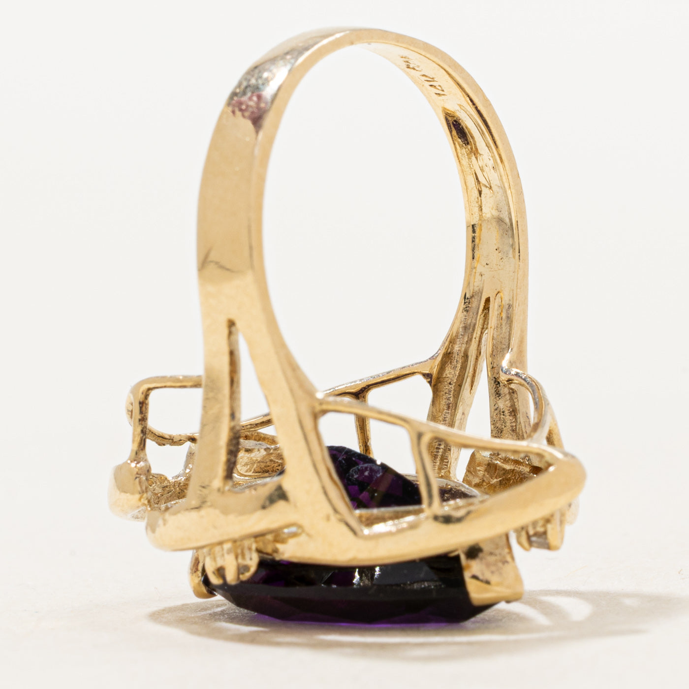 Pear Cut Amethyst & Diamond Cocktail Ring | 5.12ct, 0.01ctw | SZ 6.0 |