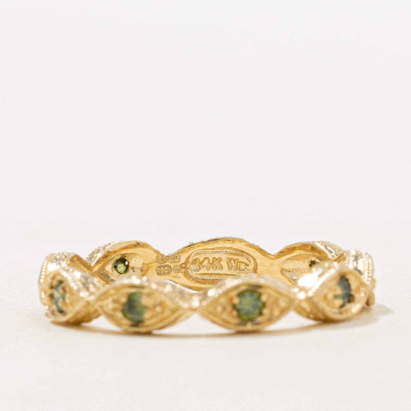 Eternity Green Diamond Scalloped Band | 0.16ctw | 3.45mm | SZ 7.25 |
