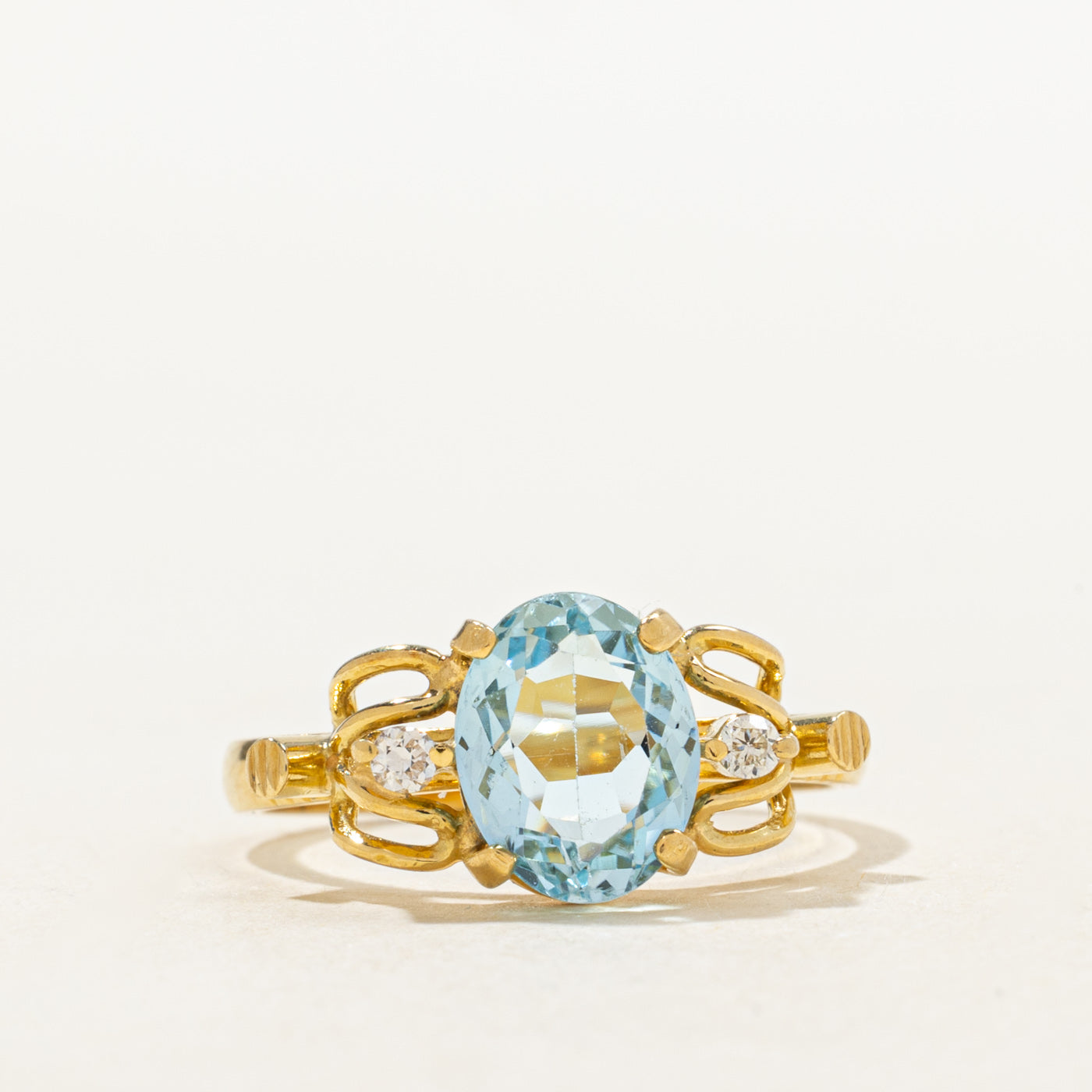 Oval Cut Aquamarine & Diamond Openwork Ring | 1.27ct, 0.05ctw | SZ 7.0 |