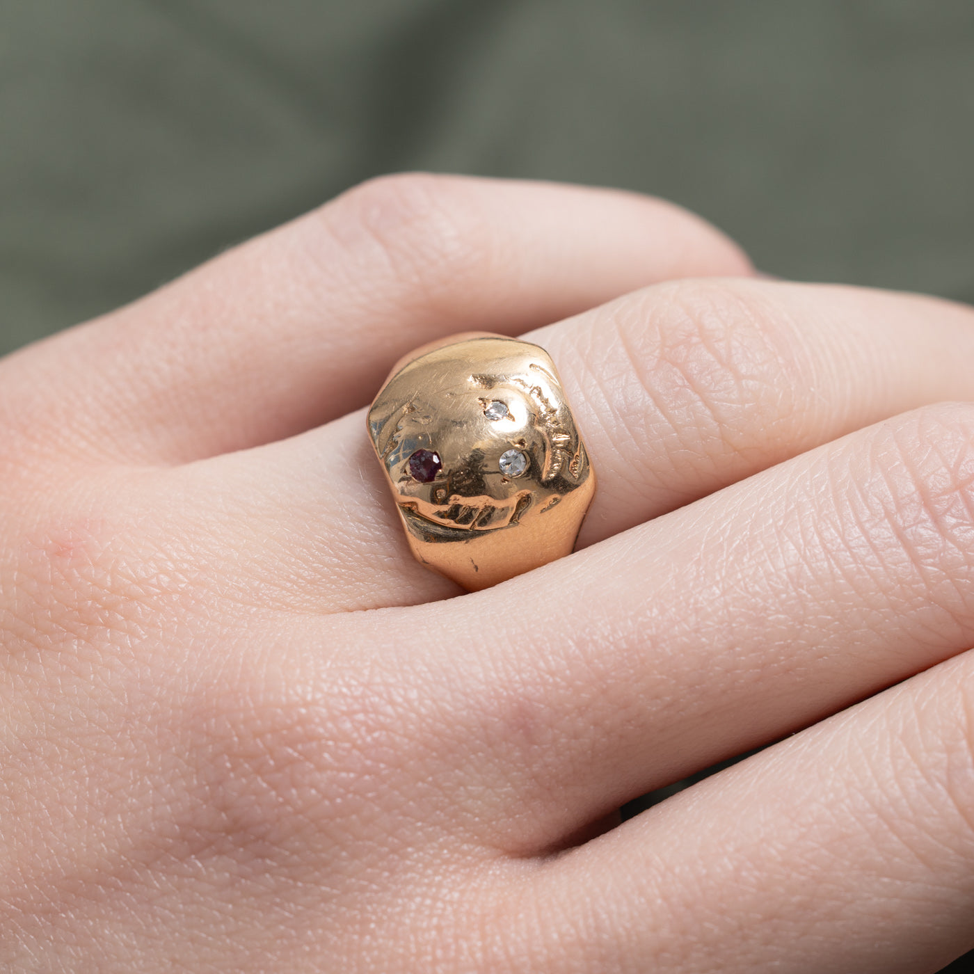 Ruby & Diamond Animal Head Ring | 0.03ctw | SZ 6.0 |