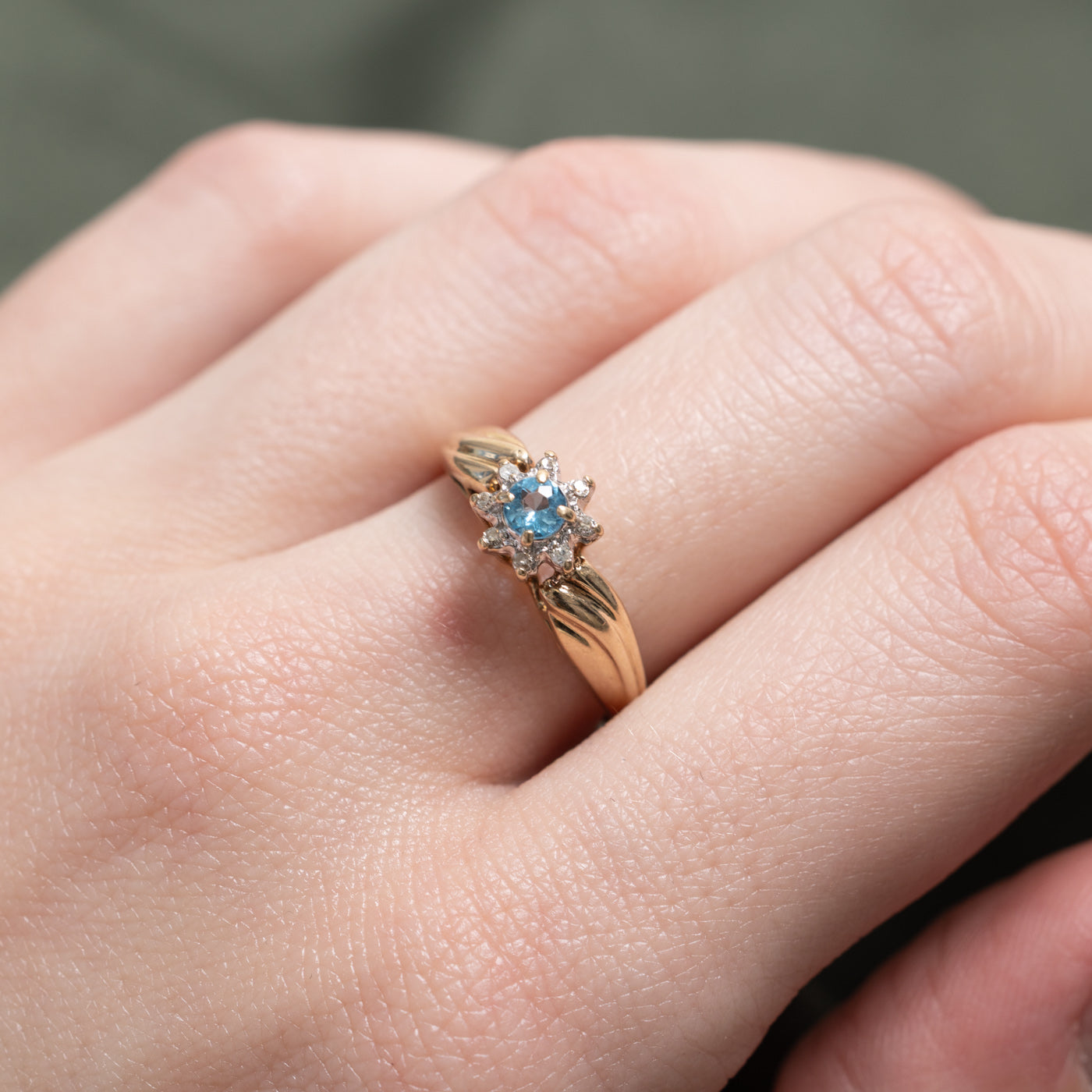 Blue Topaz & Diamond Petal Halo Ring | 0.14ct, 0.04ctw | SZ 6.75 |