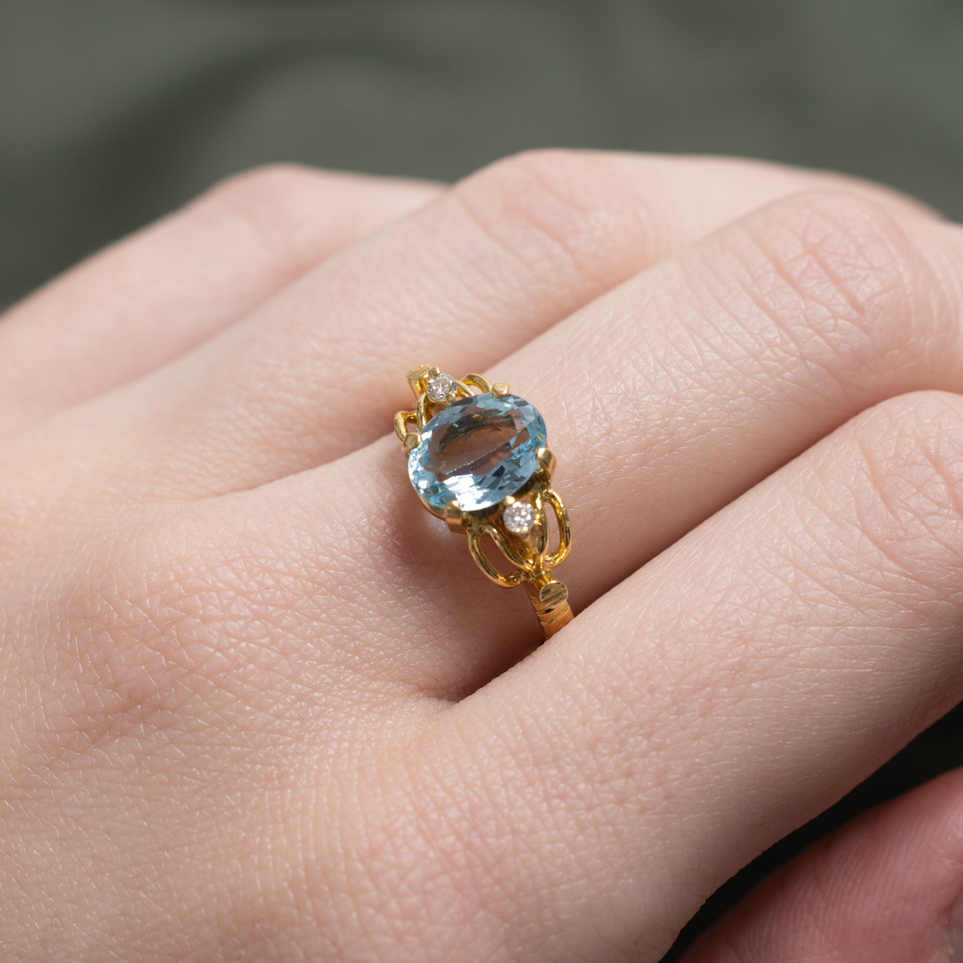 Oval Cut Aquamarine & Diamond Openwork Ring | 1.27ct, 0.05ctw | SZ 7.0 |