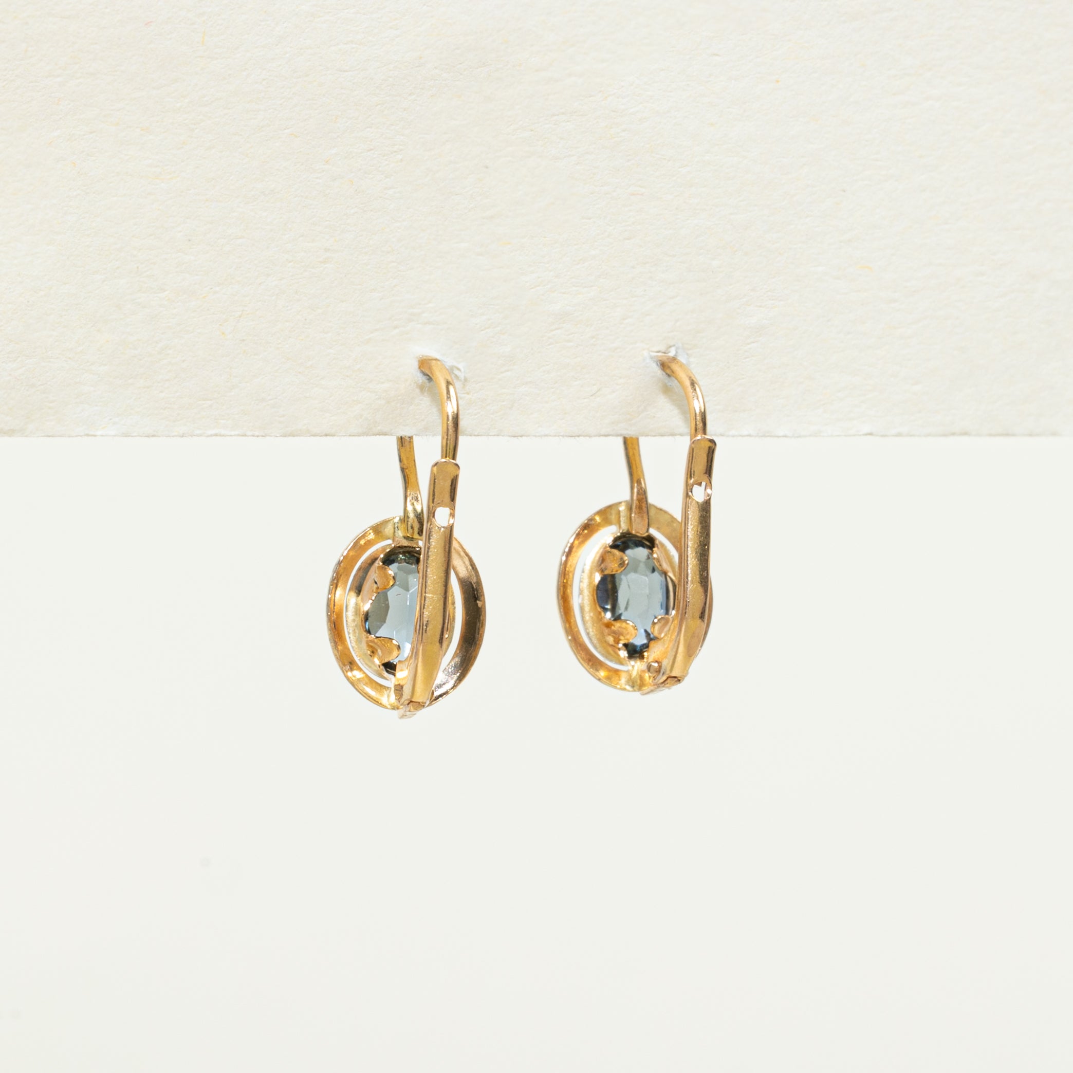 Boucles d'oreilles créoles en verre serti clos, ornées de diamants italiens en or 18 carats (0,60 ct au total)