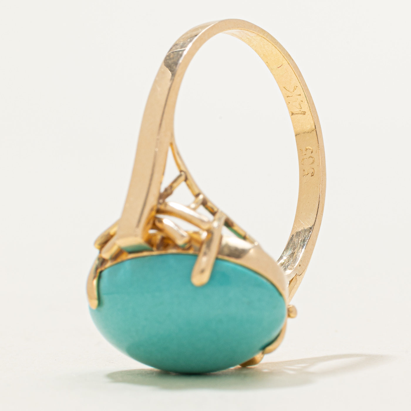 Bague cocktail en turquoise cabochon ovale | 7,00 ct | Taille 8,75