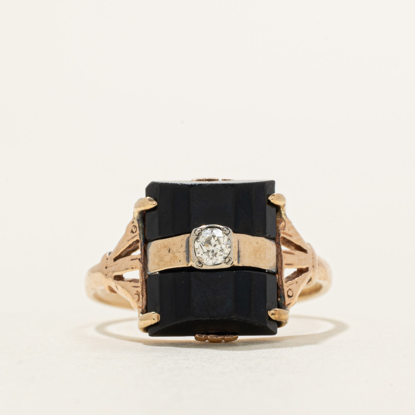 Dome Cut Onyx & Diamond Ring | 5.50ct, 0.08ct | SZ 8.0