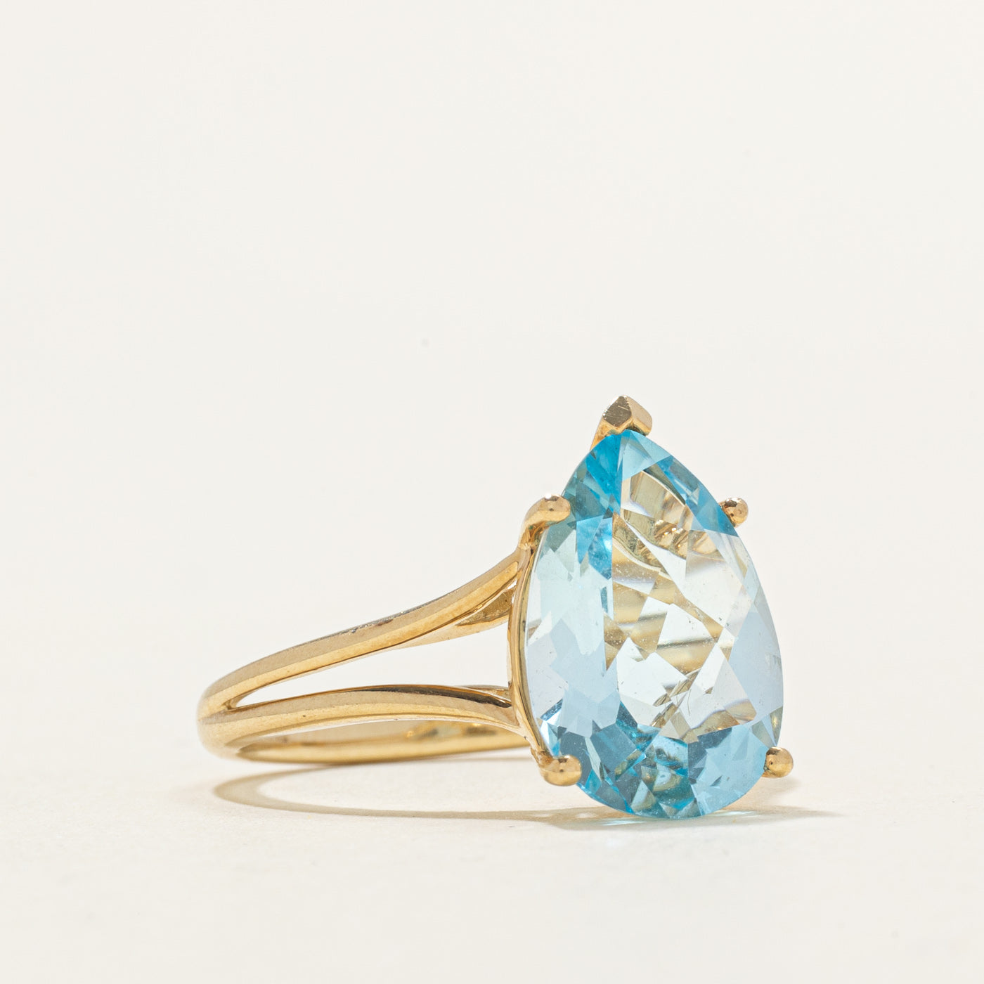 Solitaire Pear Cut Blue Topaz Ring | 5.70ct | SZ 6.5