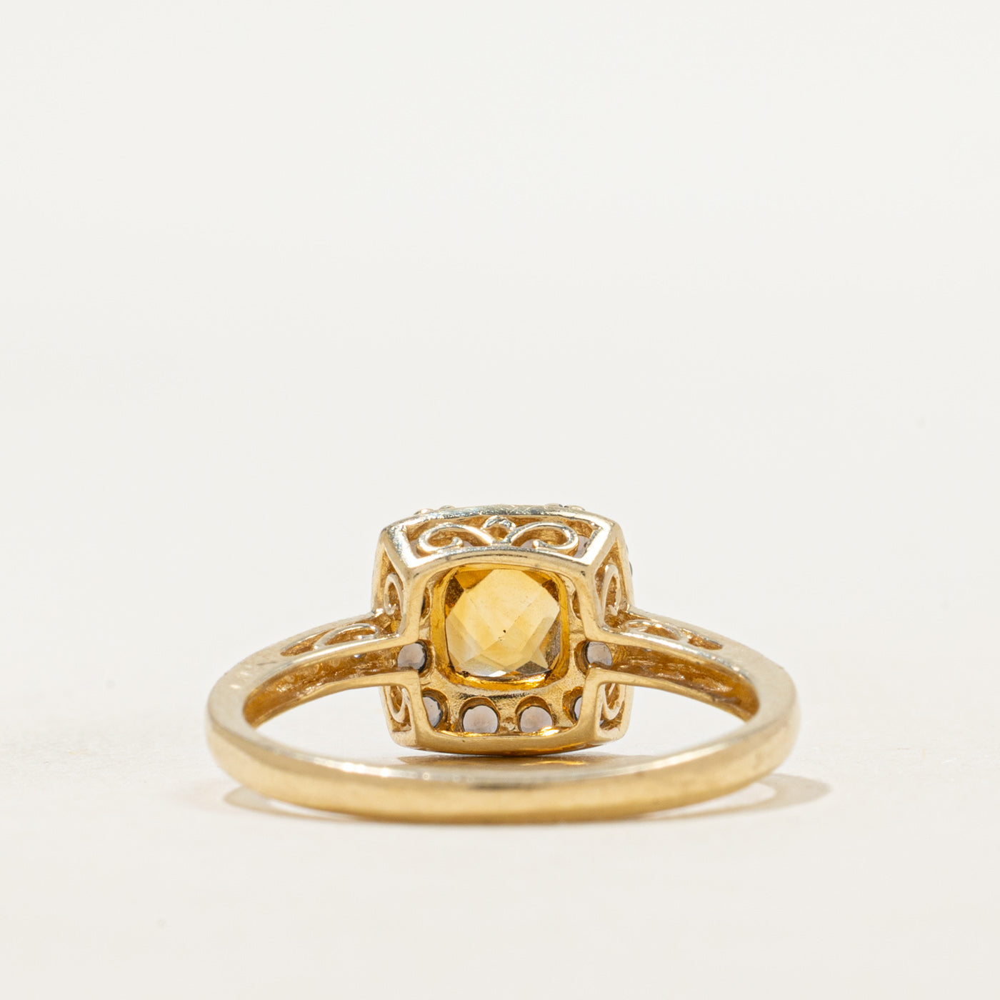 Bague halo en citrine à damier, quartz fumé et diamants | 0,49 ct, 0,15 ct au total | Taille 6,5