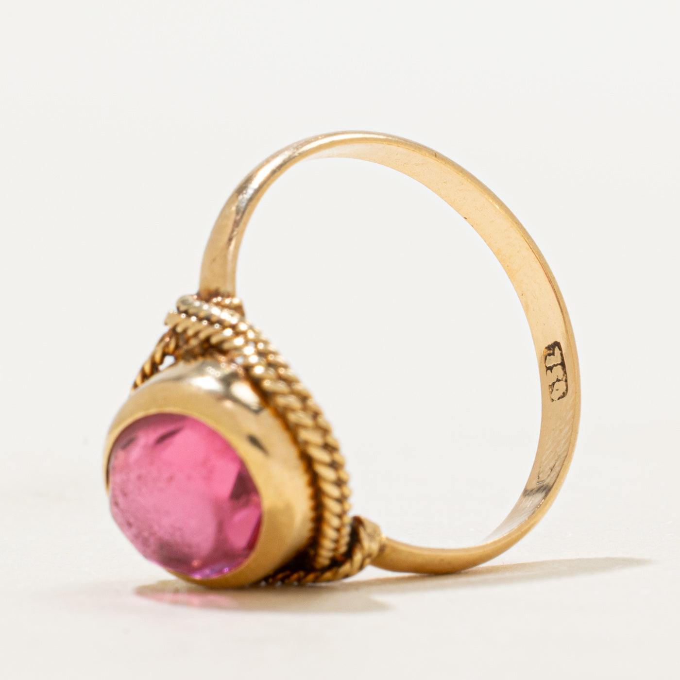 18k Bezel Set Pink Glass Rope Textured Ring | 3.15ct | SZ 5.5