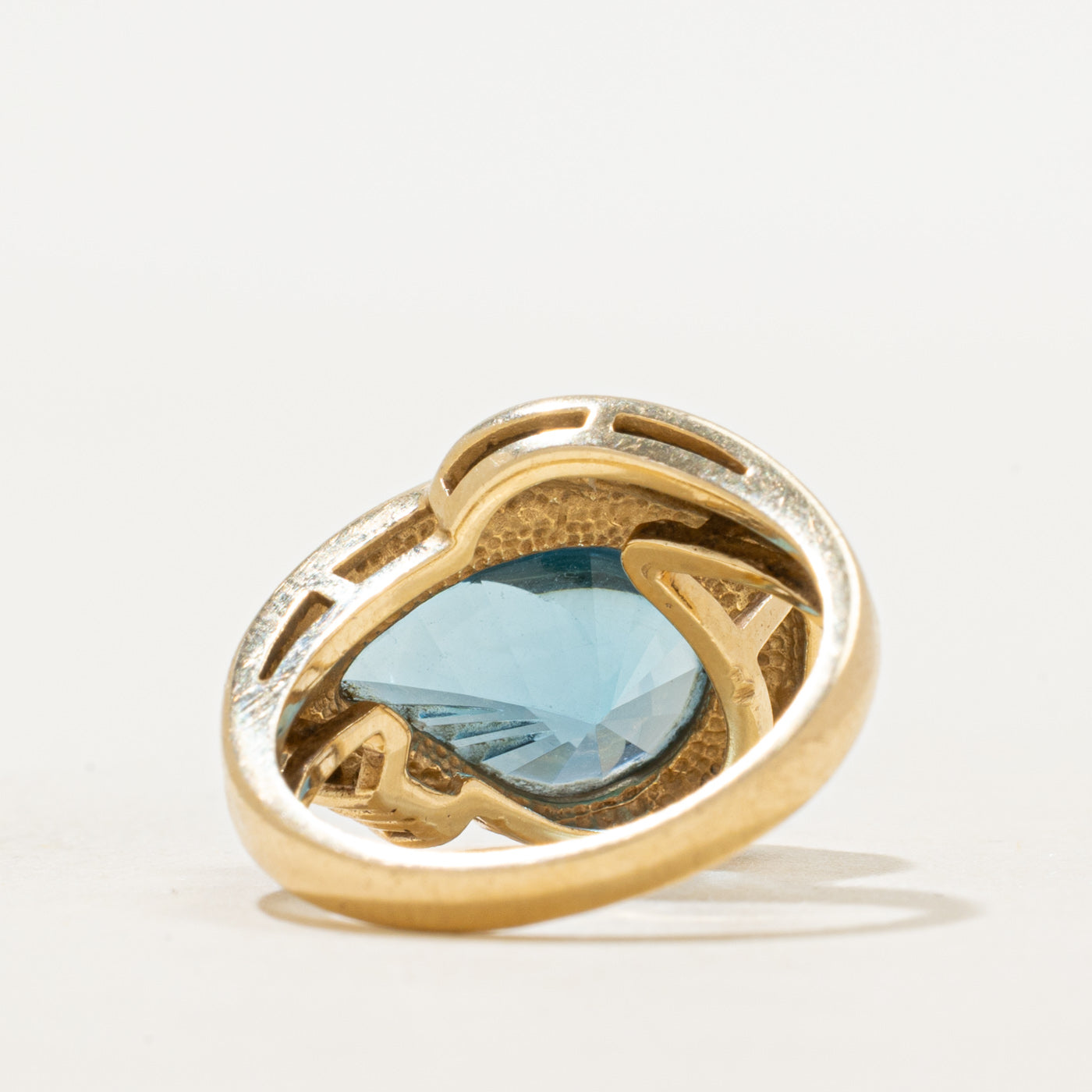 Blue Topaz & Diamond Grooved Cocktail Ring | 5.84ct, 0.03ctw | SZ 5.5