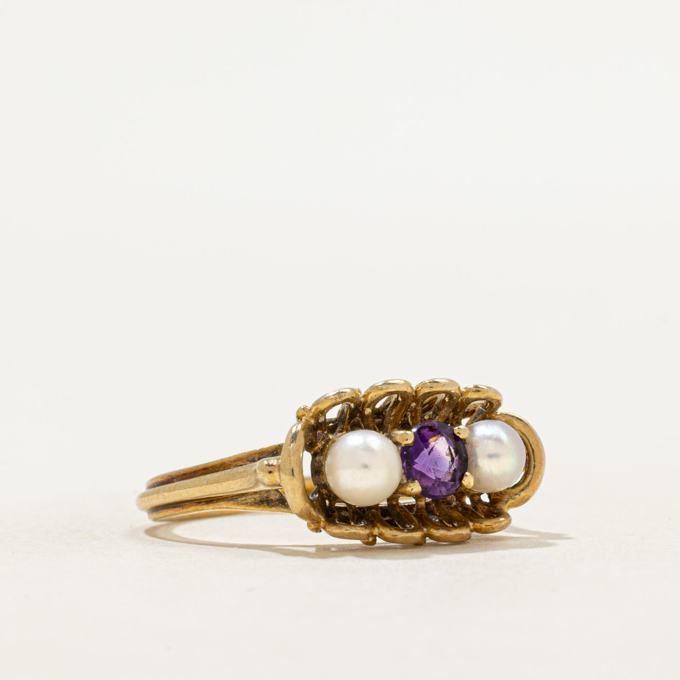 Three Stone Amethyst & Pearl Openwork Ring | 0.46ct | SZ 5
