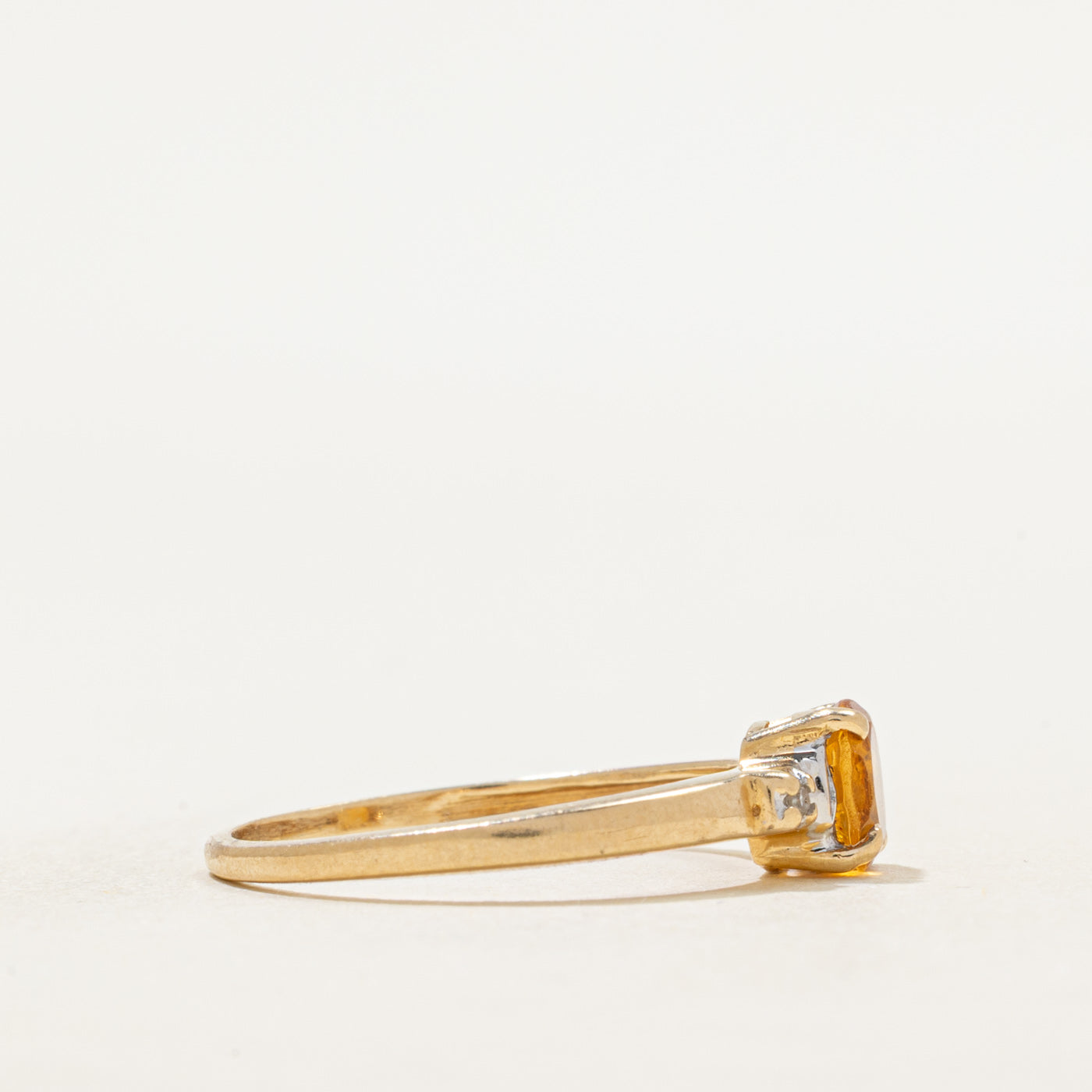Round Cut Citrine & Diamond Ring | 0.62ct, 0.03ct | SZ 8