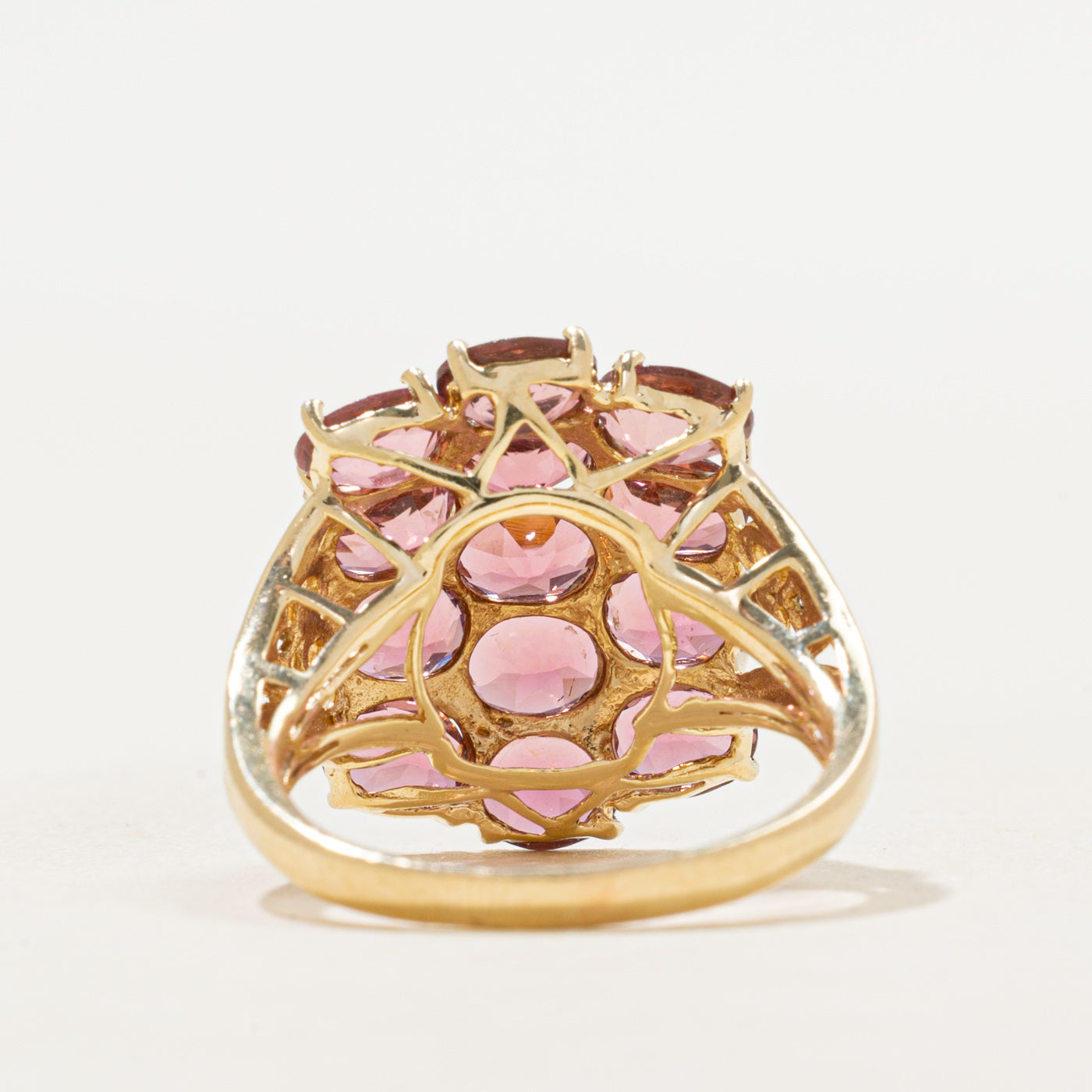 Bague cocktail en tourmaline rose et diamants | 3,90 ct (poids total), 0,01 ct (taille 6)