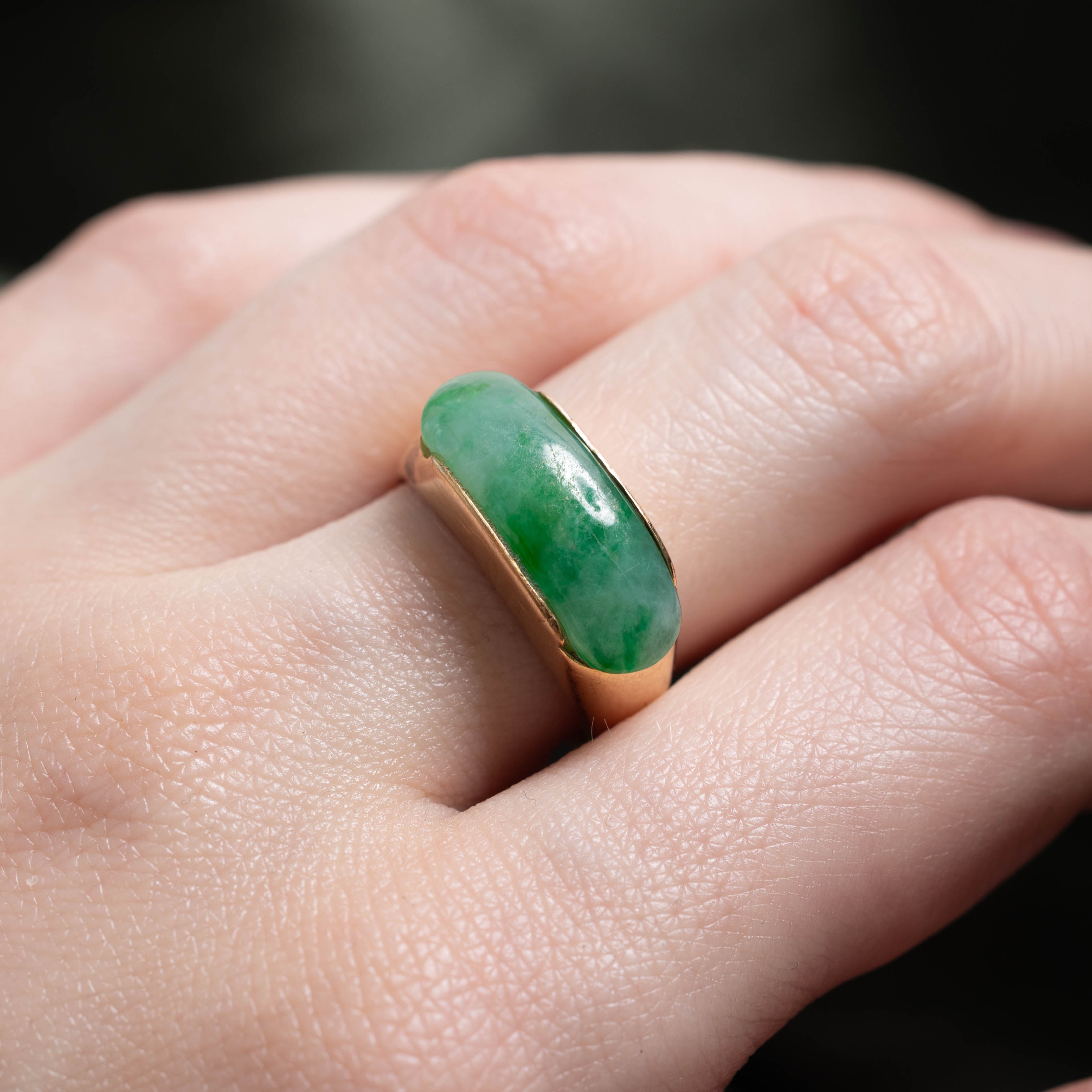 18k East West Jadeite Dome Ring | 3.50ct | SZ 6.5