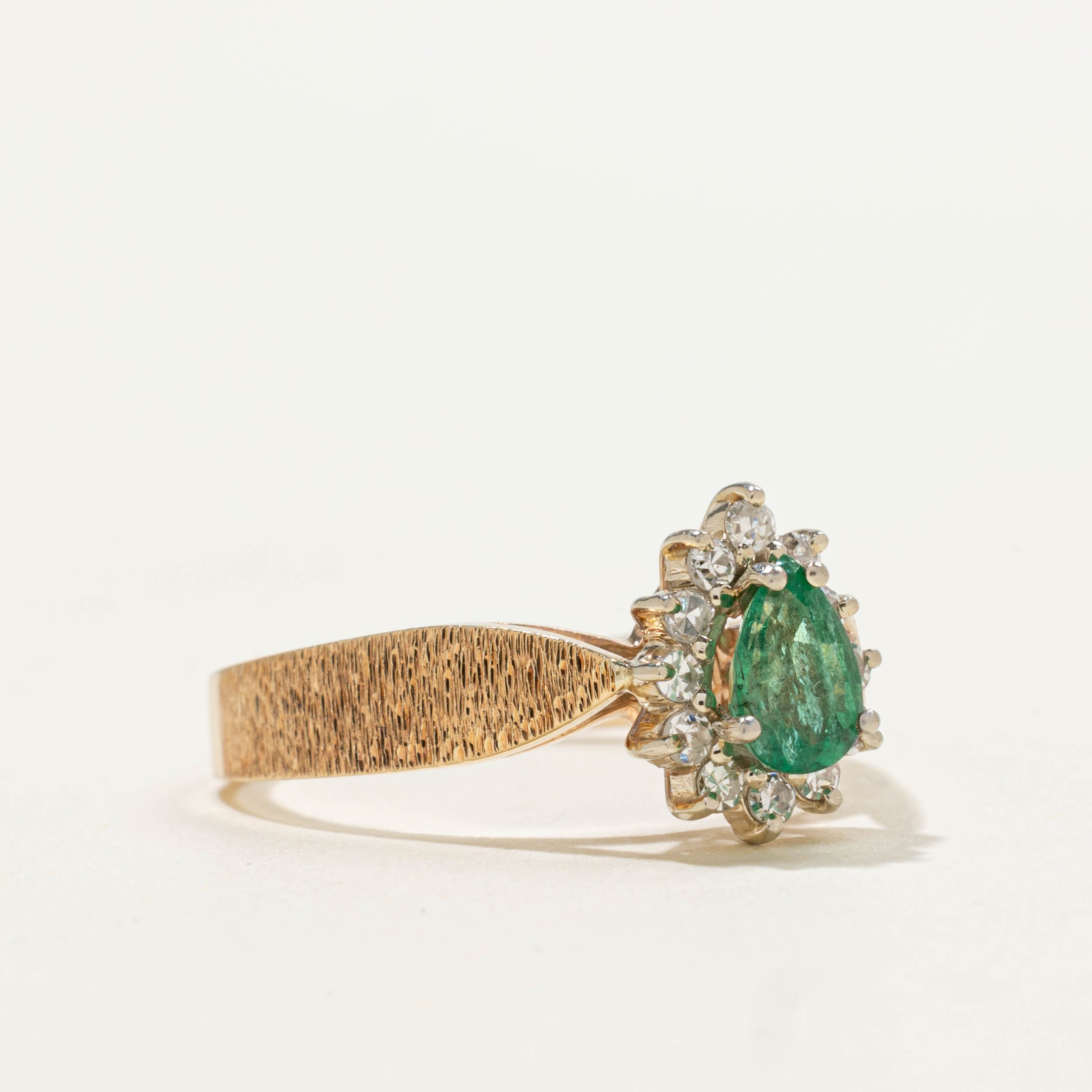 14k Emerald & Diamond Petal Reverse Tapered Ring | 0.35ct, 0.24ctw | SZ 7.5