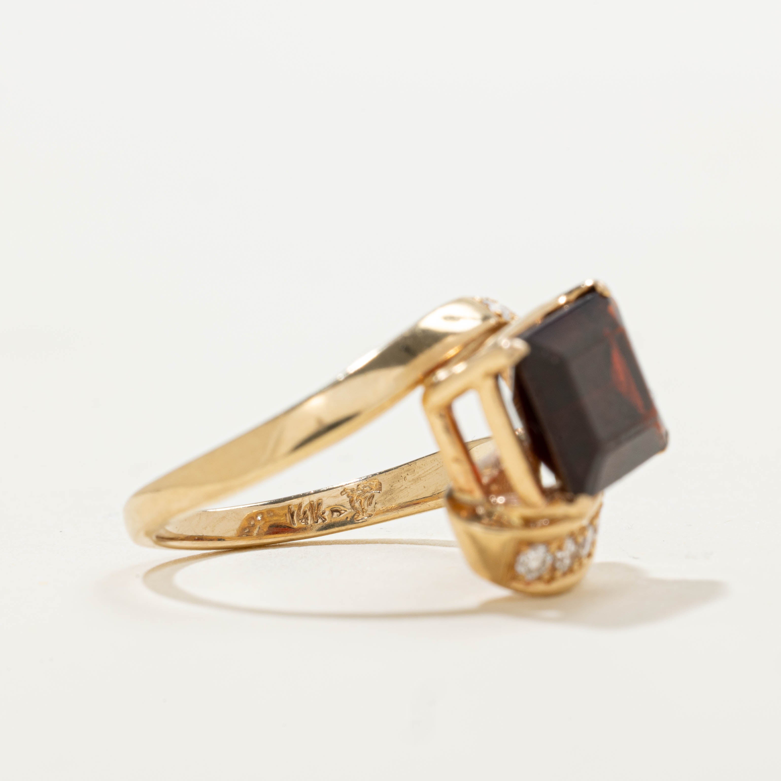 14k East West Garnet & Diamond Waterfall Ring | 4.40ct, 0.24ctw | SZ 6