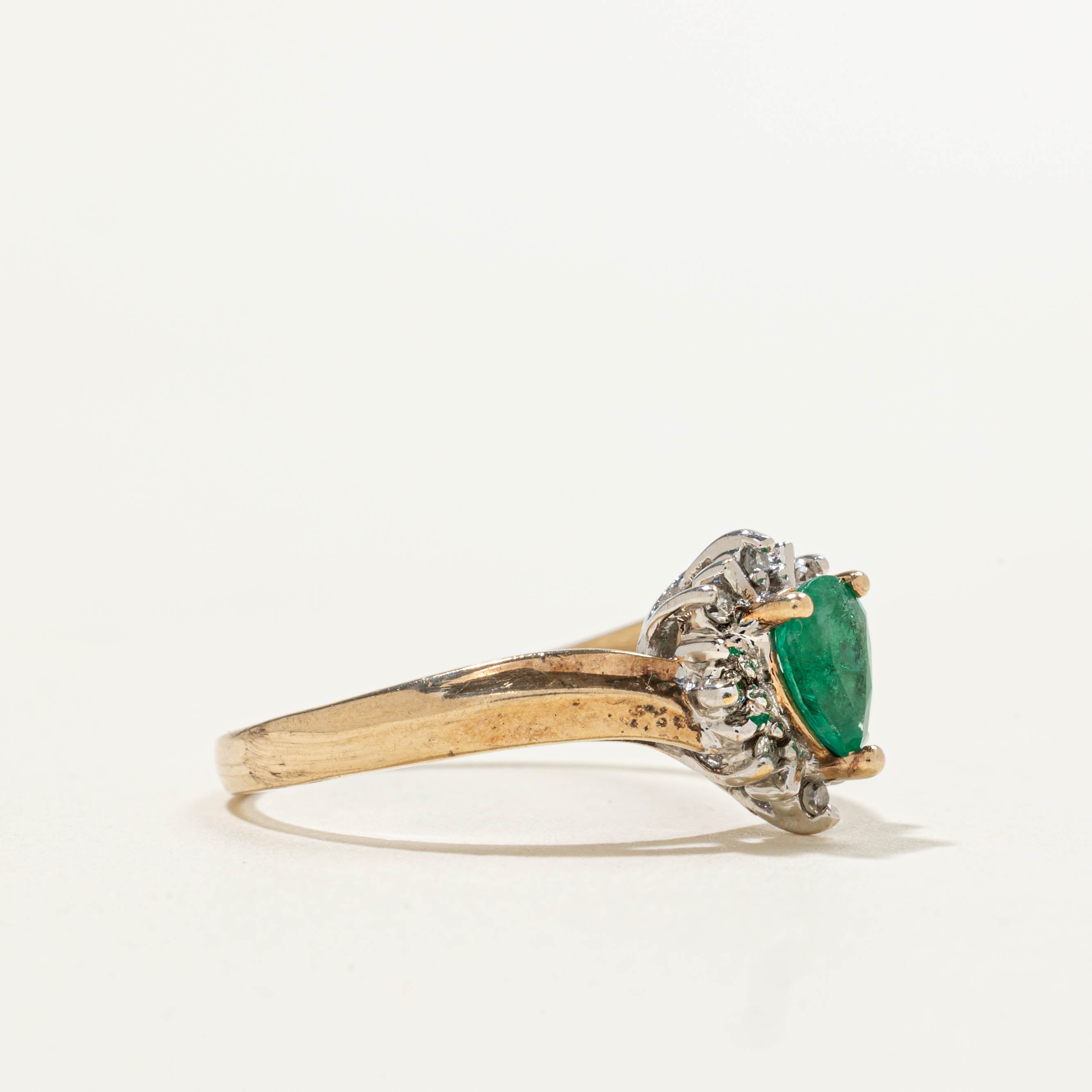 10k Emerald & Diamond Halo Chevron Ring | 0.08ctw, 0.32ct | SZ 6.5