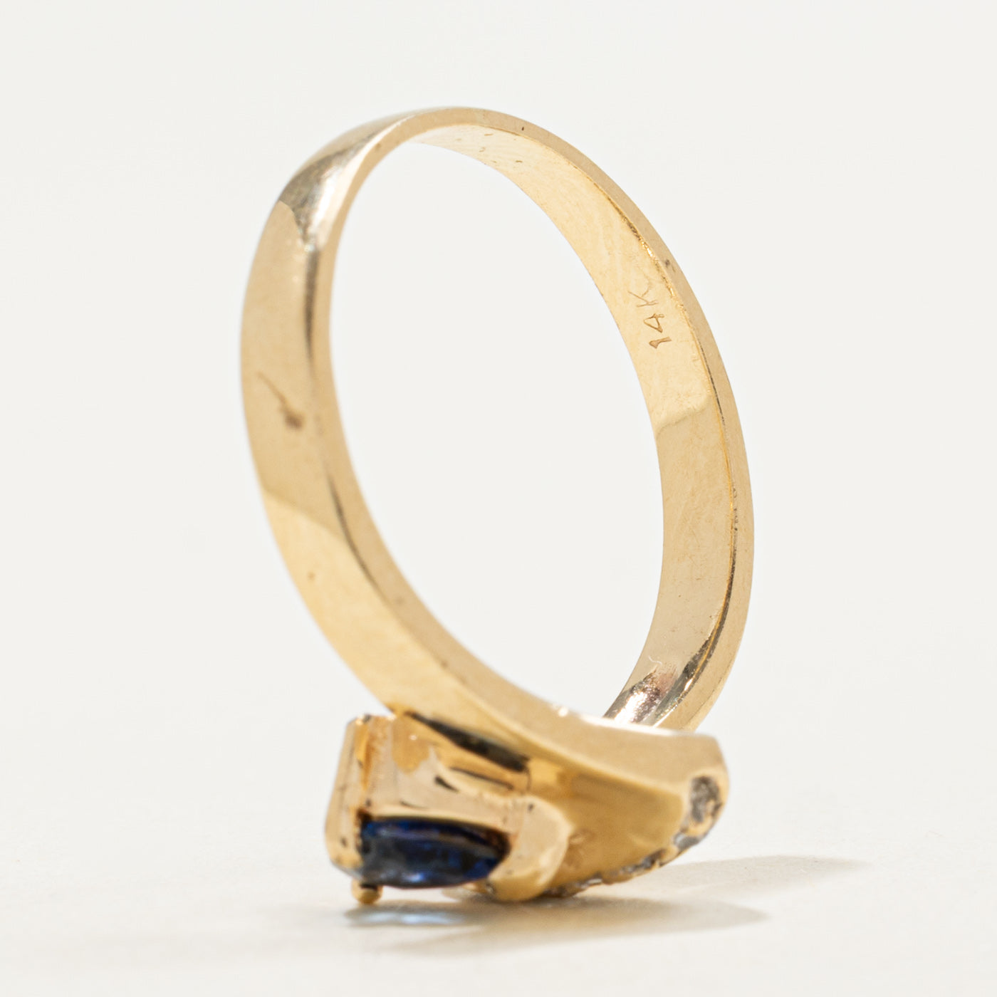 14K Pear Cut Sapphire & Diamond Abstract Ring | 0.28ct, 0.05ctw | SZ 7.0