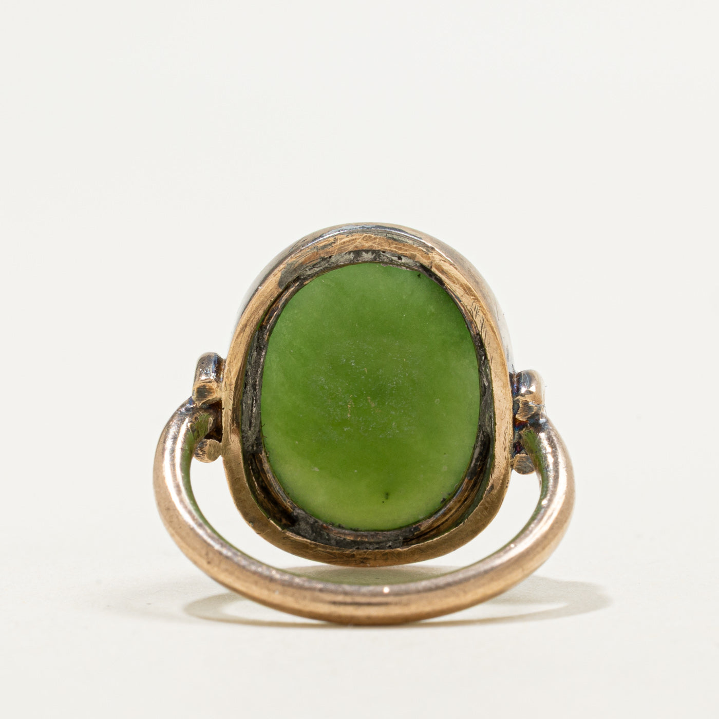 Bague en jade néphrite cabochon 8K | 8,00 ct | Taille 5,5