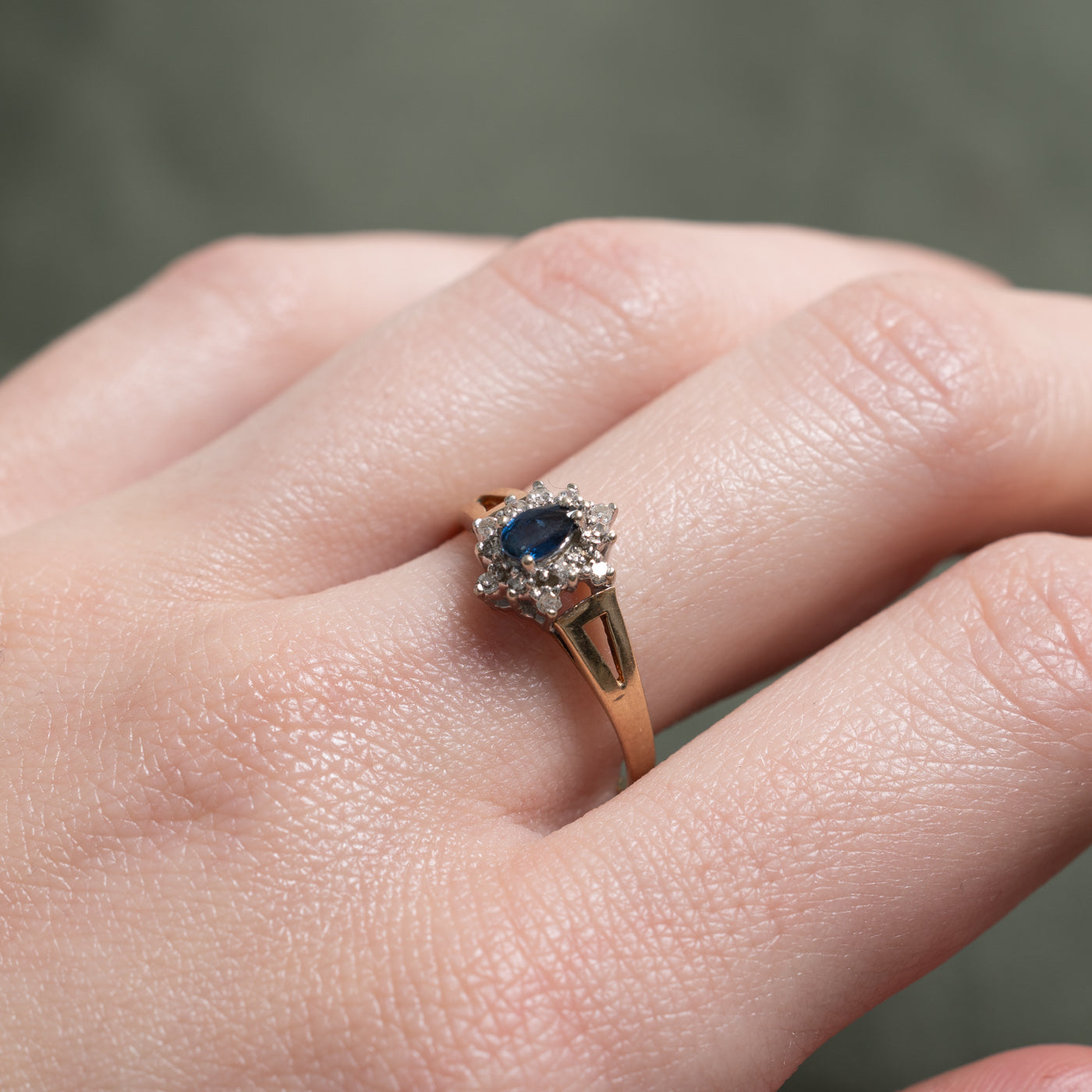 10K Pear Cut Sapphire & Diamond Petal Halo Ring | 0.25ct, 0.12ctw | SZ 8.0