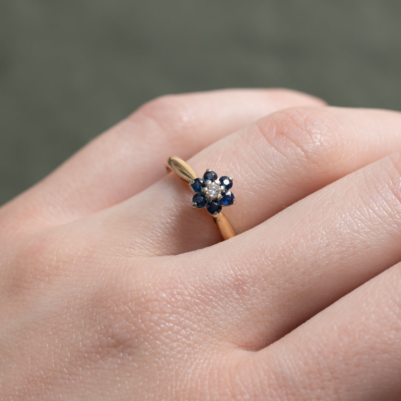 14K Diamond & Sapphire Floral Cluster Ring | 0.06ct, 0.30ctw | SZ 4.75