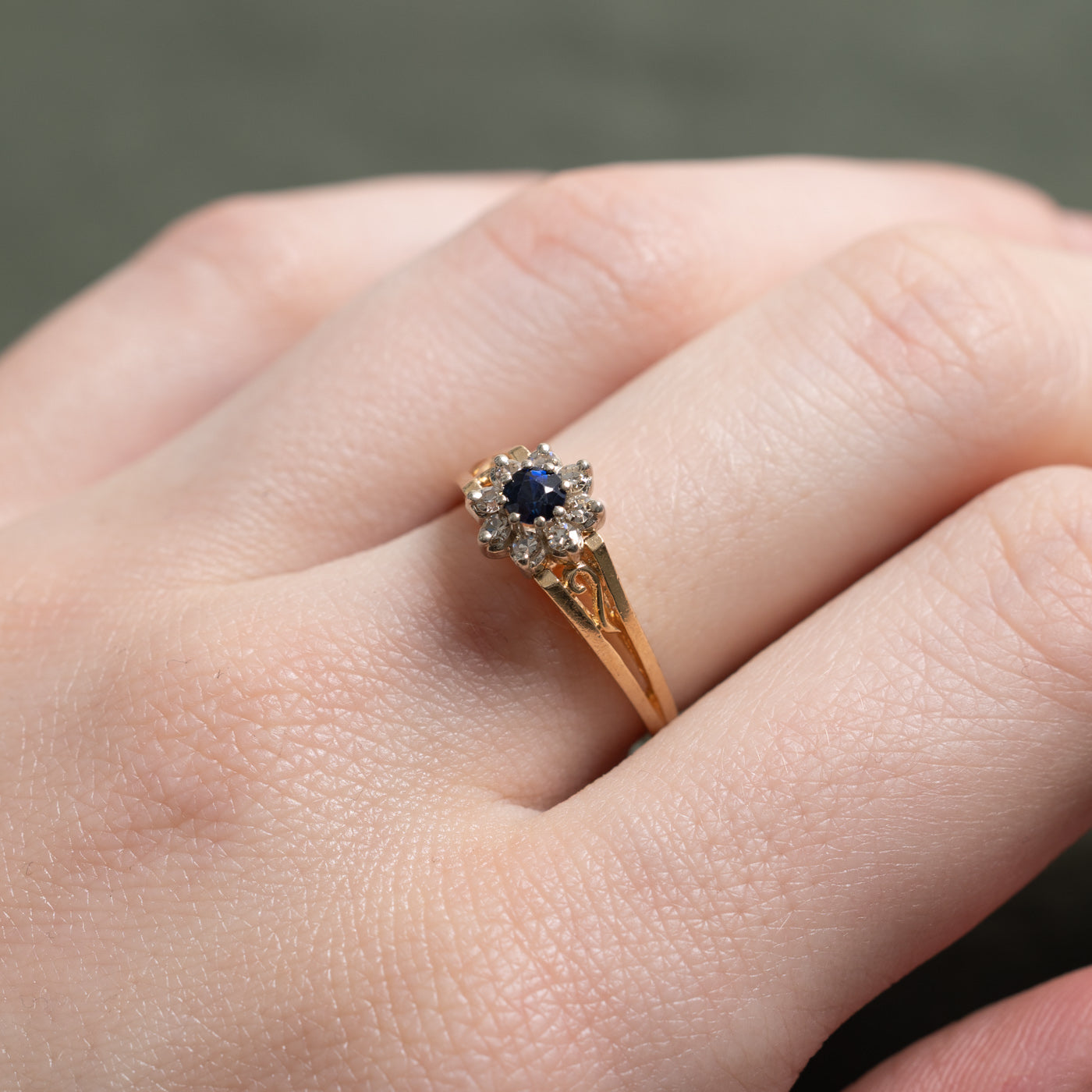 14K Round Cut Sapphire & Diamond Floral Ring | 0.18ct, 0.12ctw | SZ 6.0