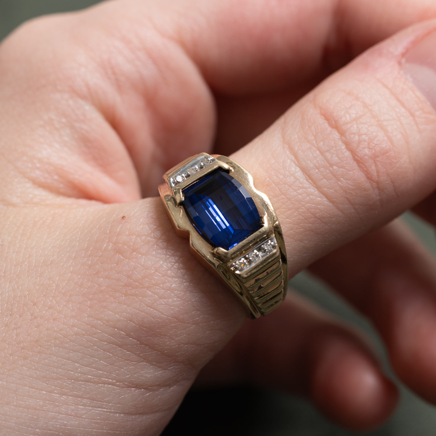 10K Synthetic Sapphire & Natural Diamond Grooved Ring | 4.25ct, 0.03ctw | SZ 8.75