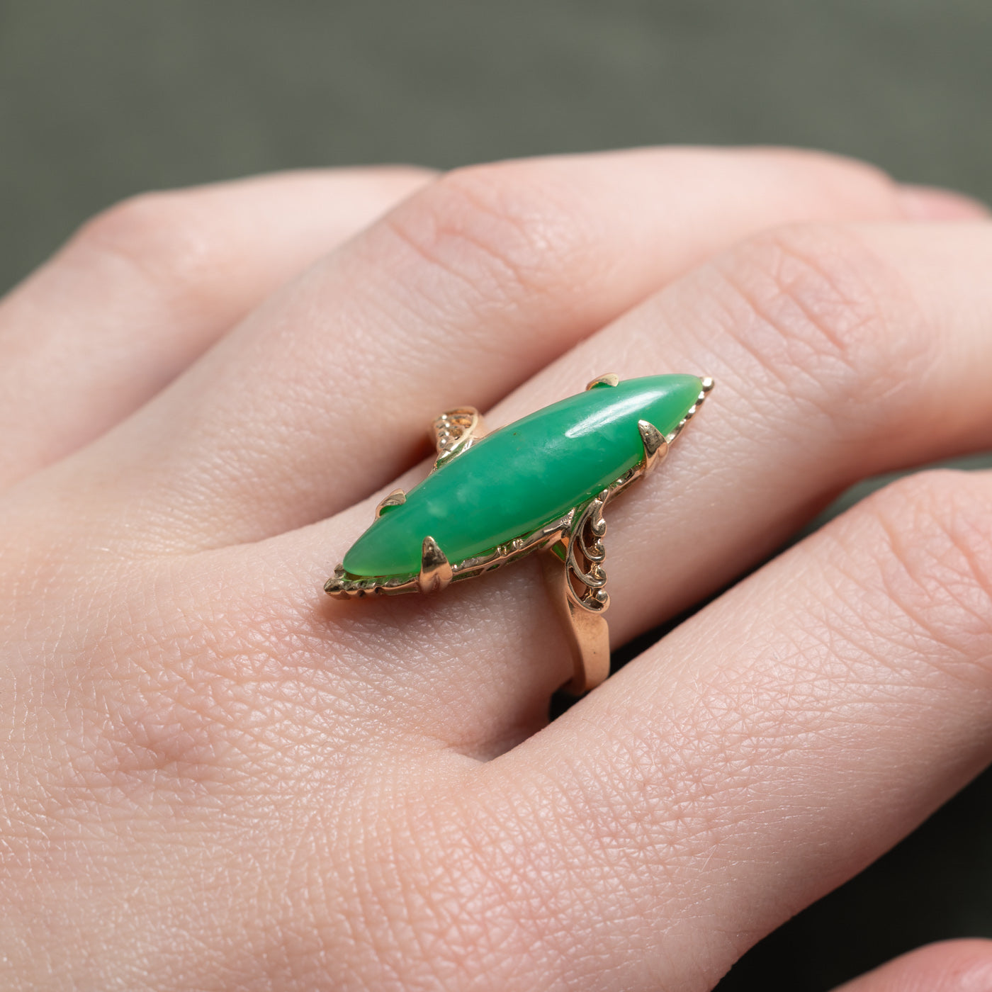 10K Chrysoprase Navette Ring | 4.50ct | SZ 6.5