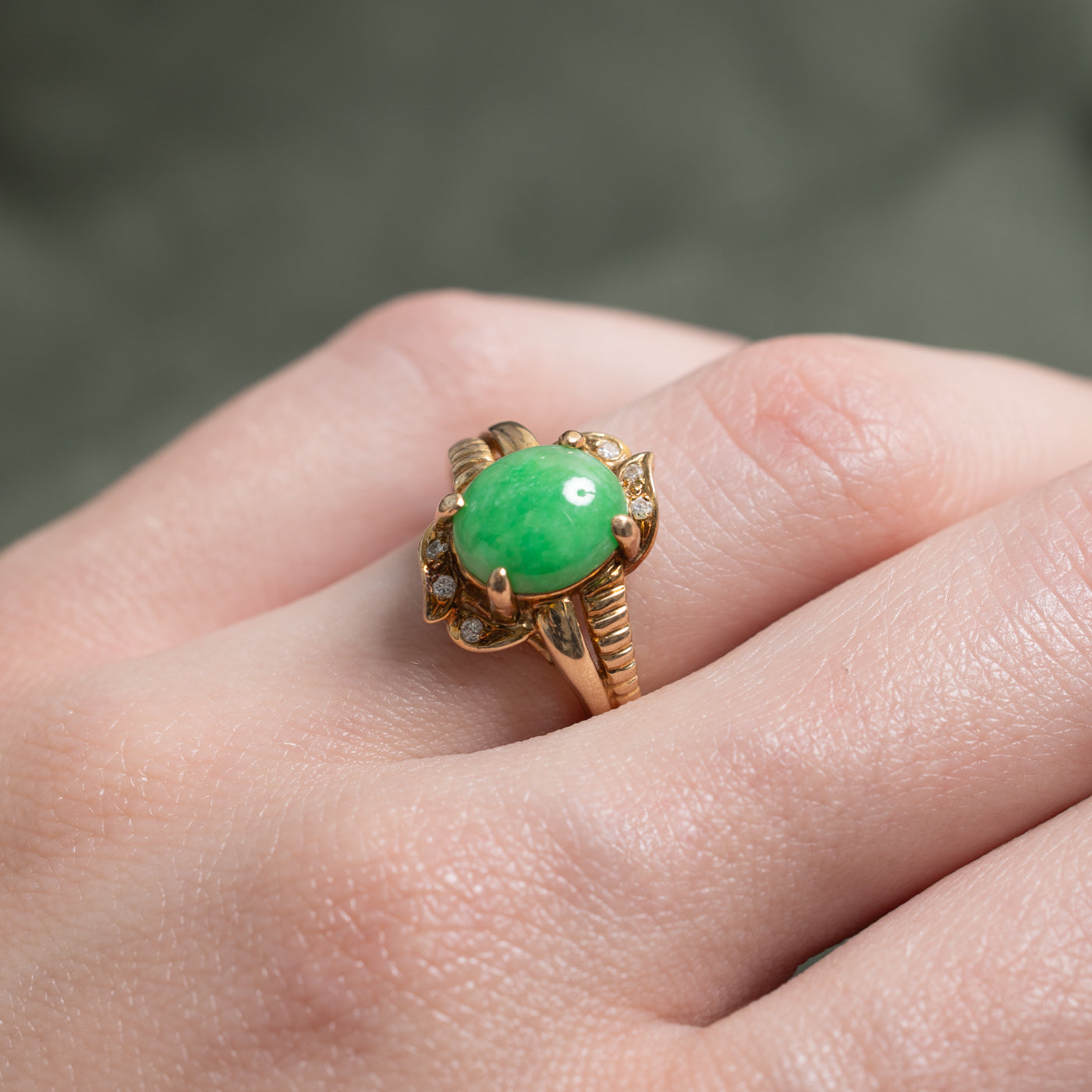 Jadeite & Diamond Grooved Cocktail Ring | 3.06ct, 0.01ctw | SZ 5.5 |