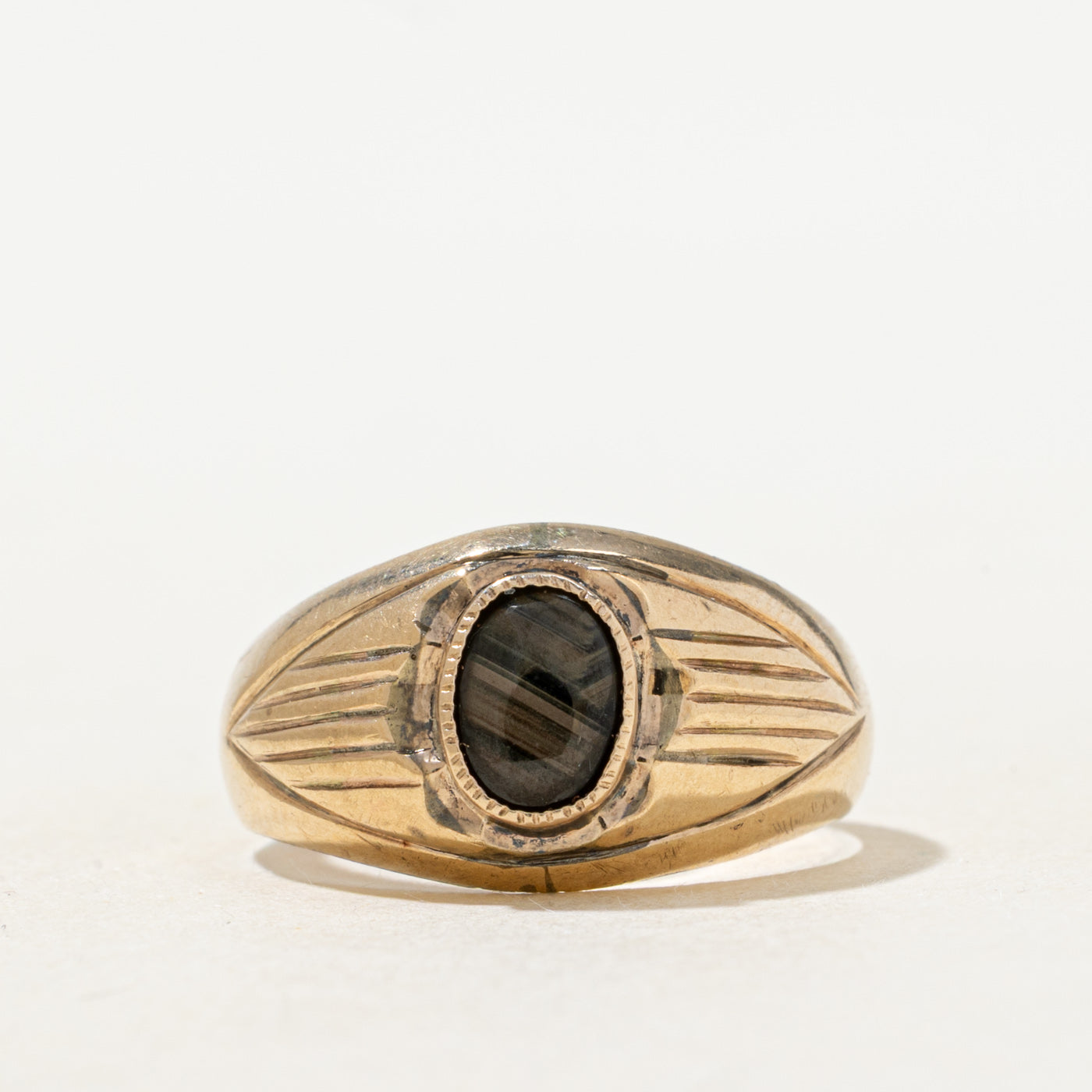 Bezel Set Black Sapphire Eye Ring | 0.7ct | SZ 7.5 |