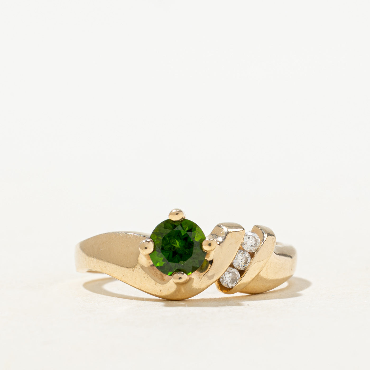 Tourmaline & Diamond Ring | 0.45ct, 0.05ctw | SZ 6.75 |