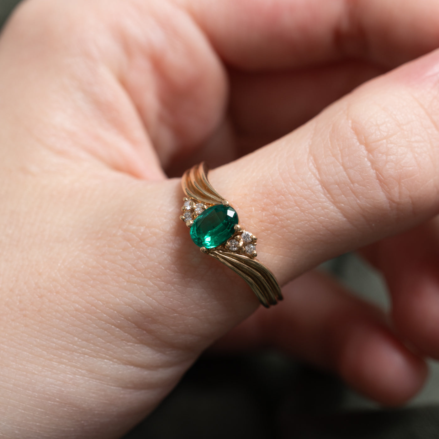 Synthetic Emerald & Diamond Grooved Bypass Ring | SZ 9.25 |