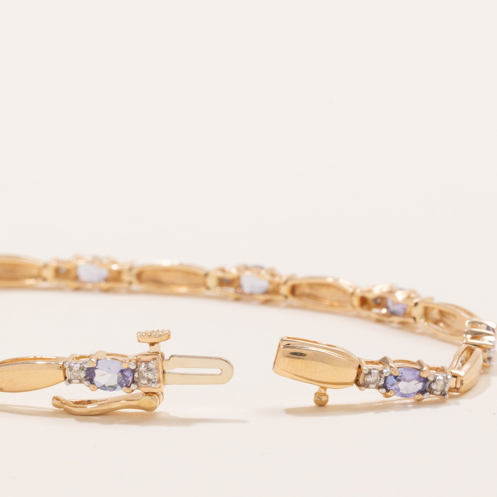 Tanzanite & Diamond Gemstone Bracelet | 1.25ctw, 0.1ctw | 6.75" |
