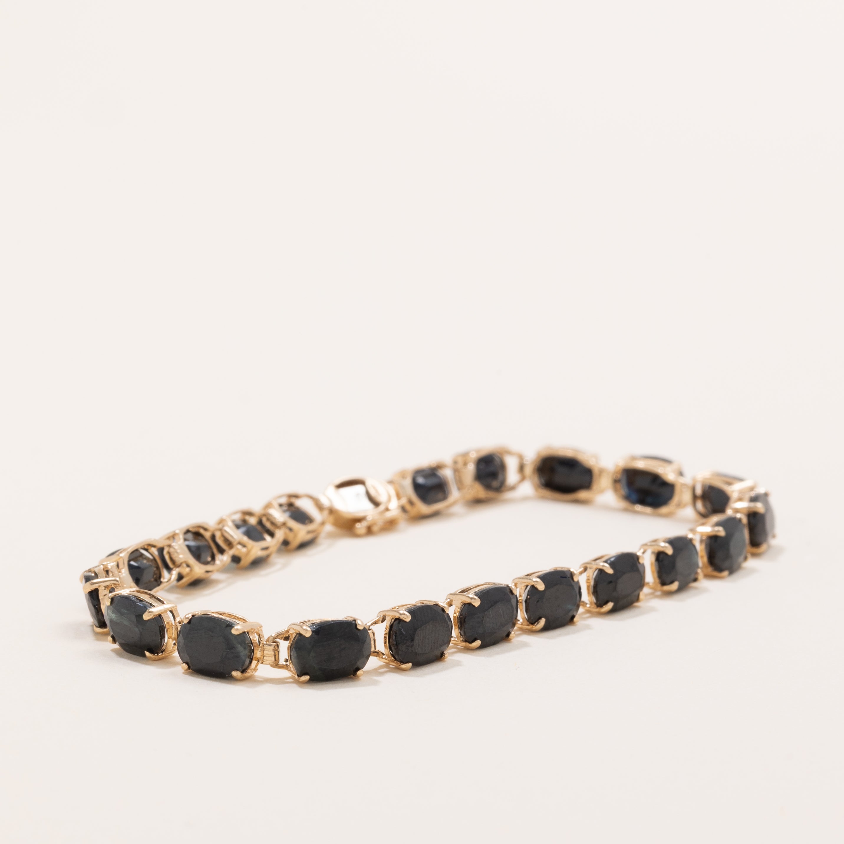 Oval Cut Sapphire Gemstone Bracelet | 15.0ctw | 7.25" |